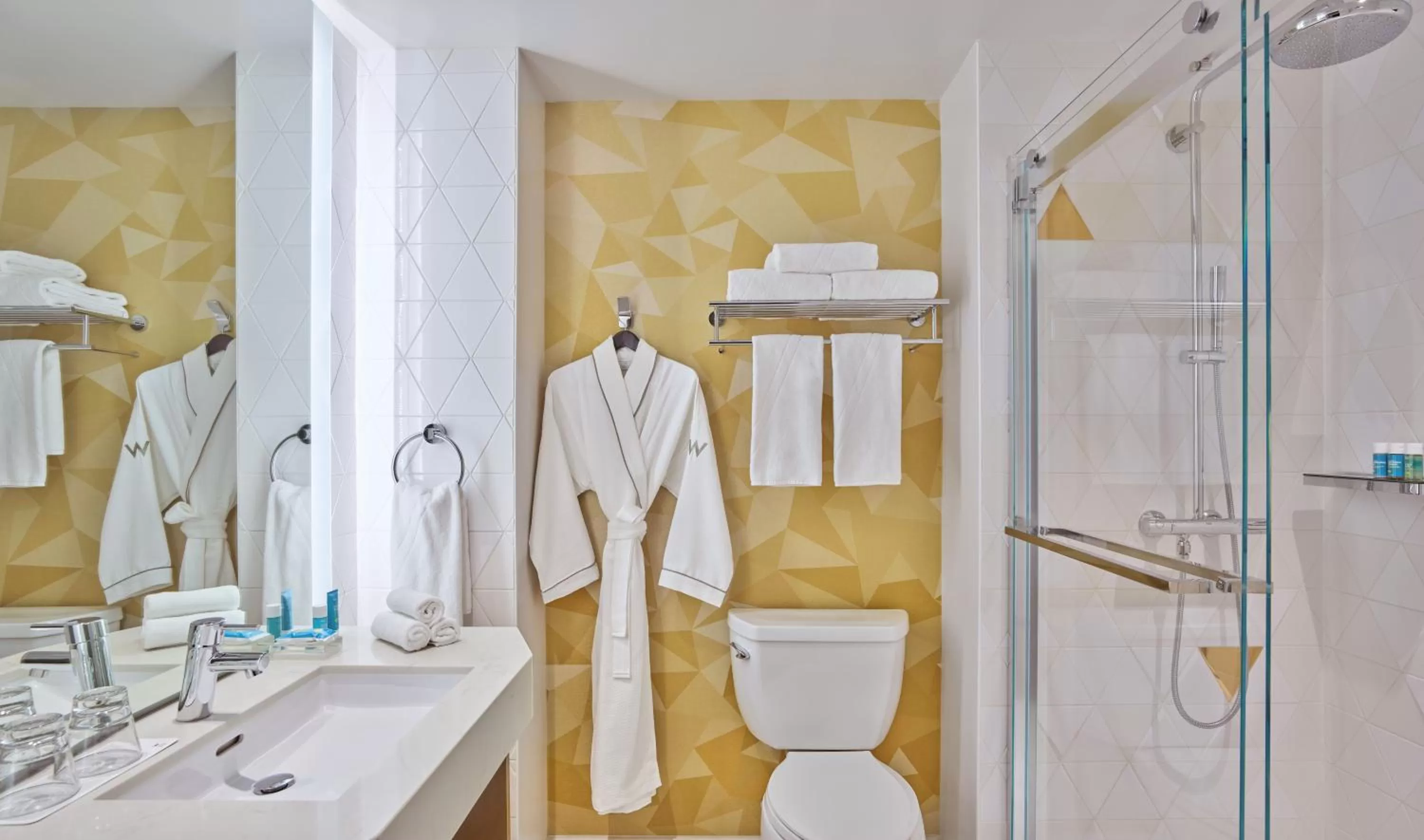 Shower in W San Francisco