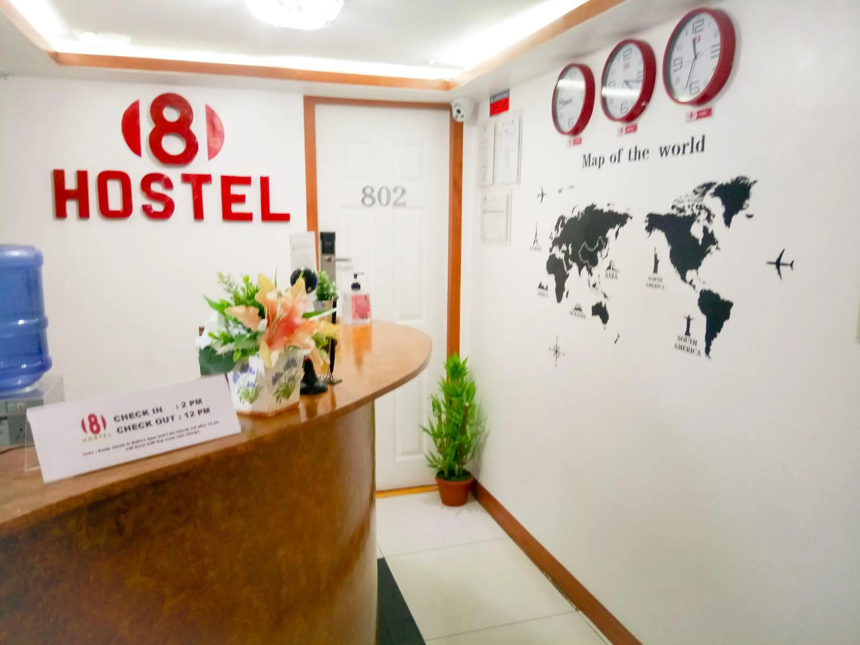 Lobby or reception in 8Hostel