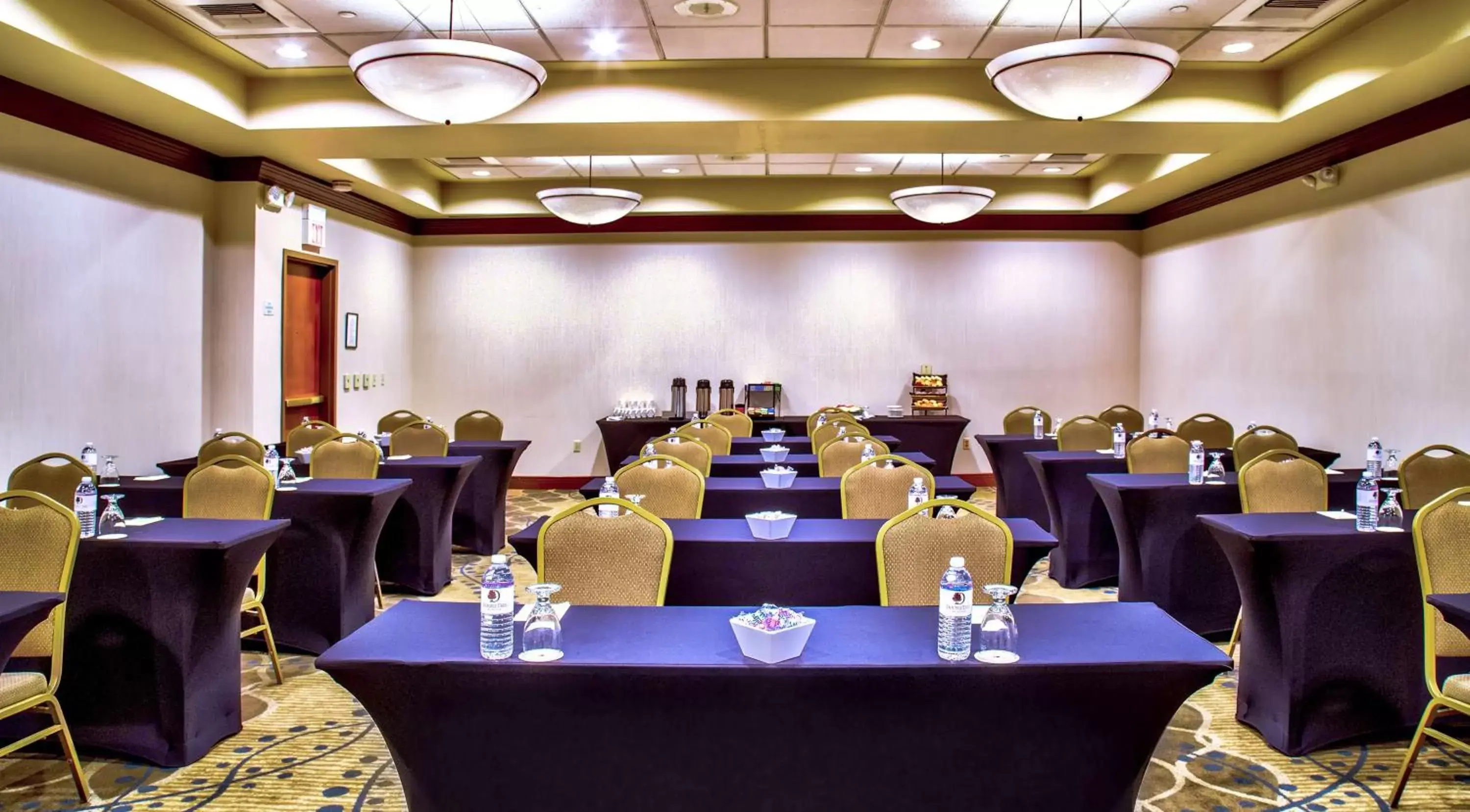 Meeting/conference room in DoubleTree by Hilton Las Vegas Airport