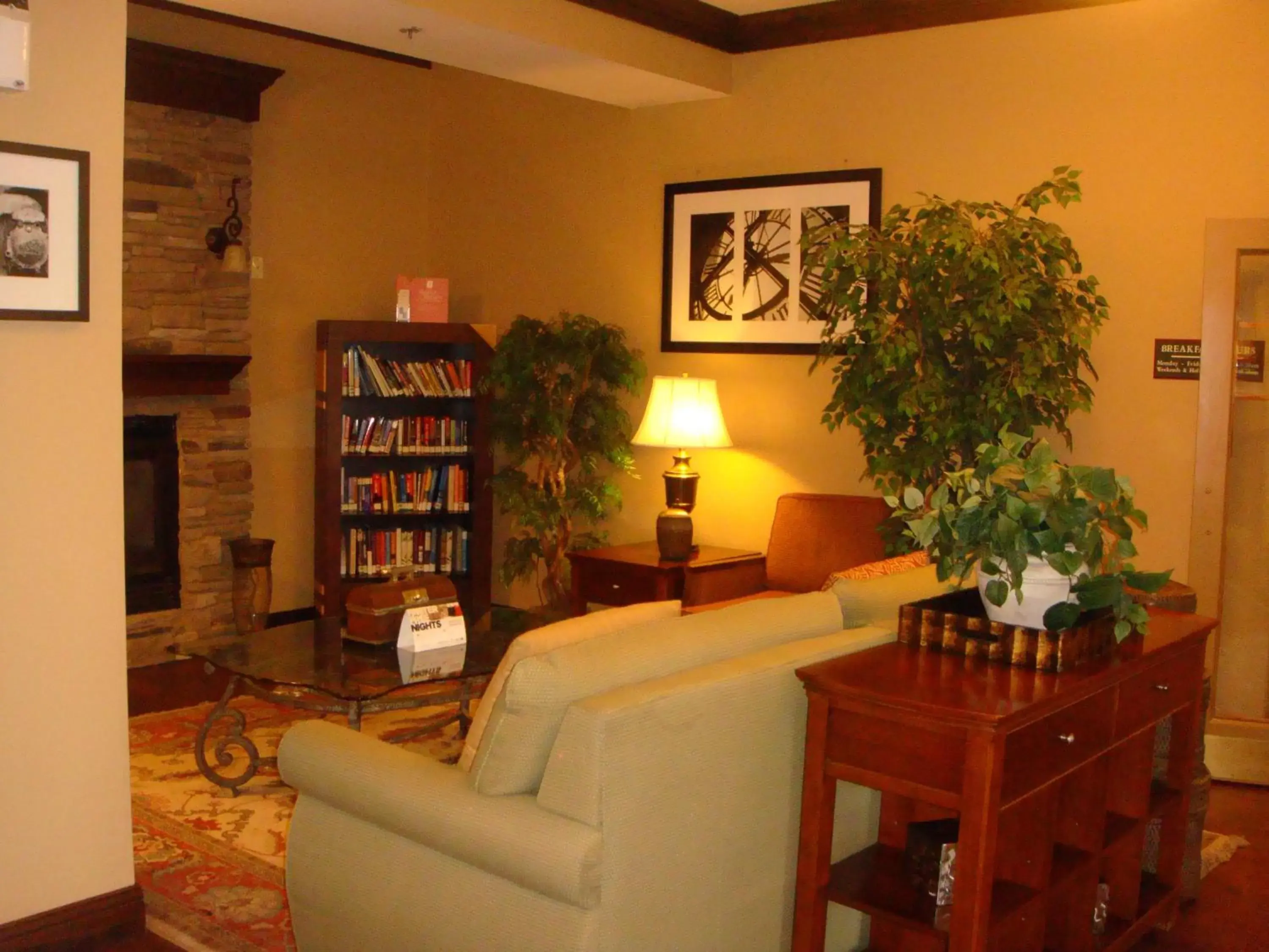 Lobby or reception, Seating Area in Country Inn & Suites by Radisson, Norcross, GA