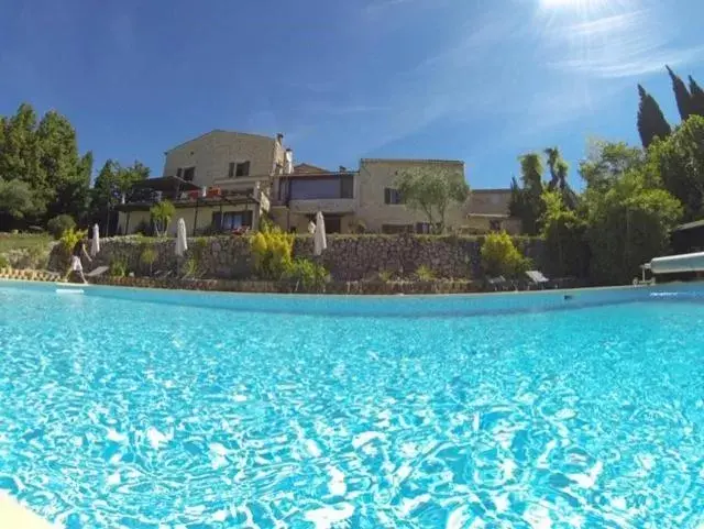 Swimming Pool in Fleur de Lys