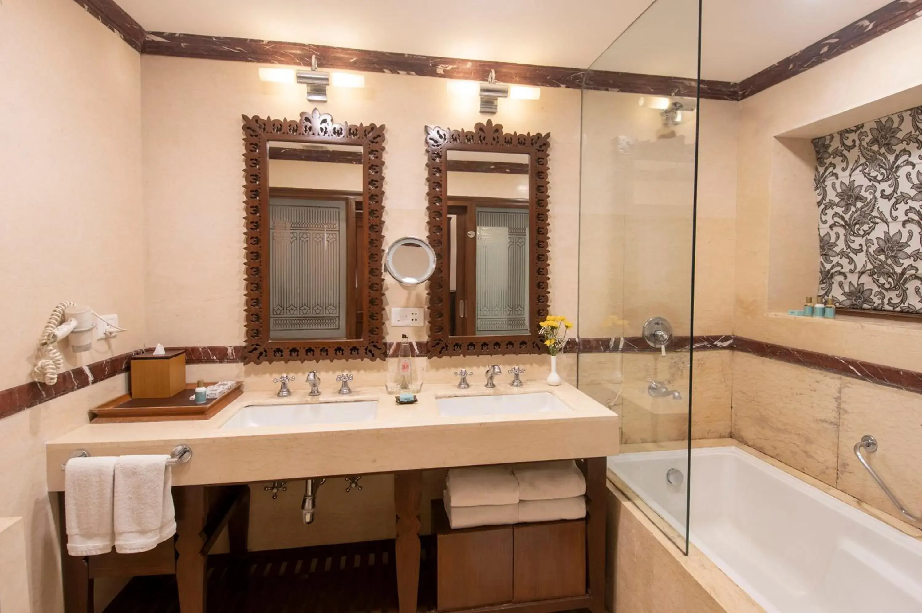 Bathroom in The Claridges Nabha Residence-Heritage