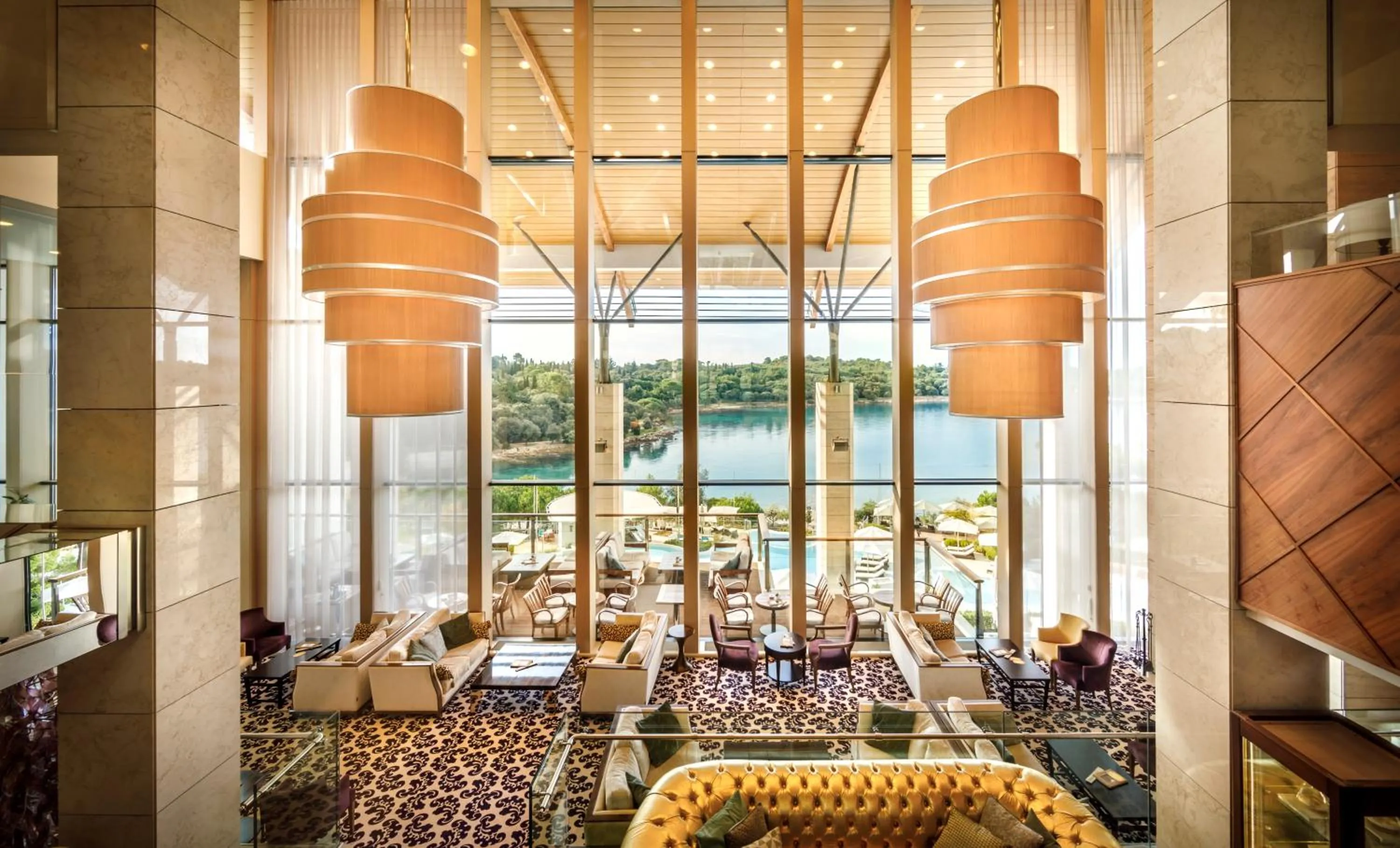 Lounge or bar in Monte Mulini Adults Exclusive Hotel by Maistra Collection