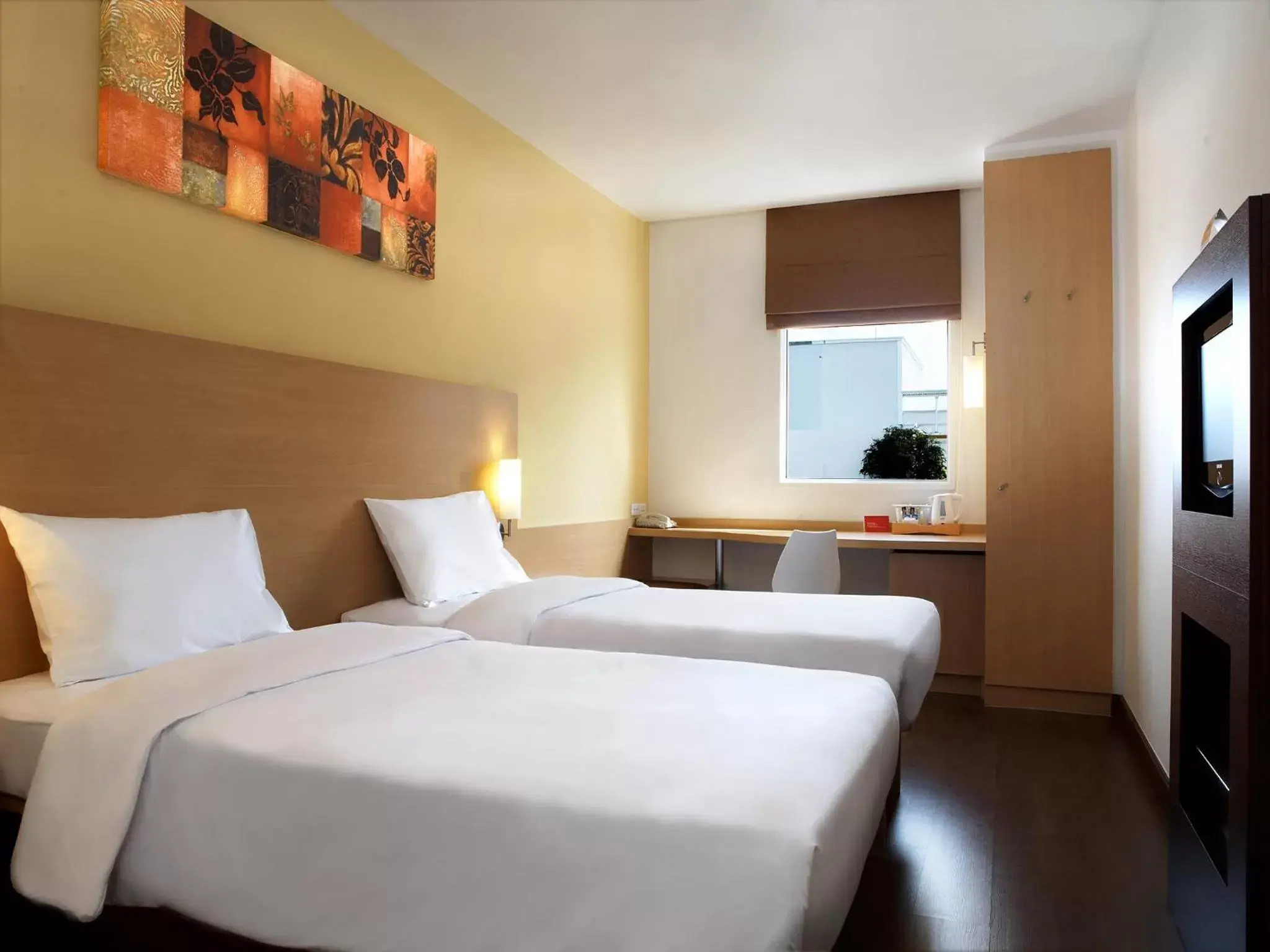 Bedroom, Bed in Ibis Pattaya Bedroom, Bed in Ibis Pattaya