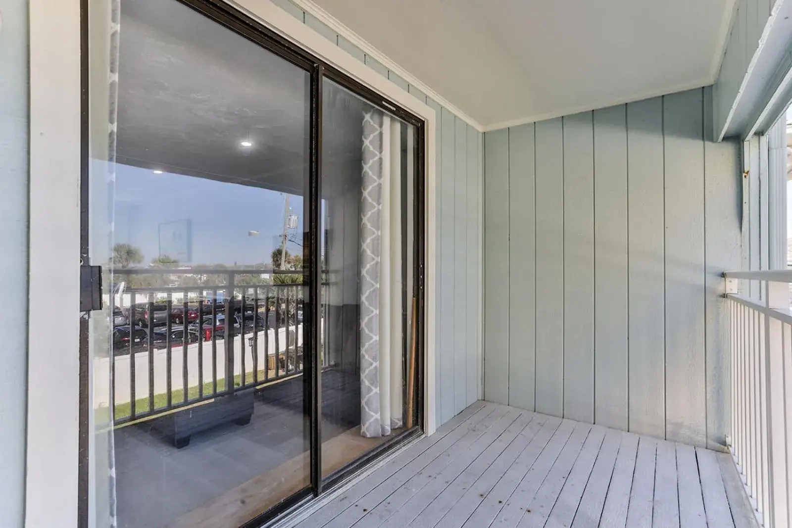 Balcony/Terrace in Coastal Waters