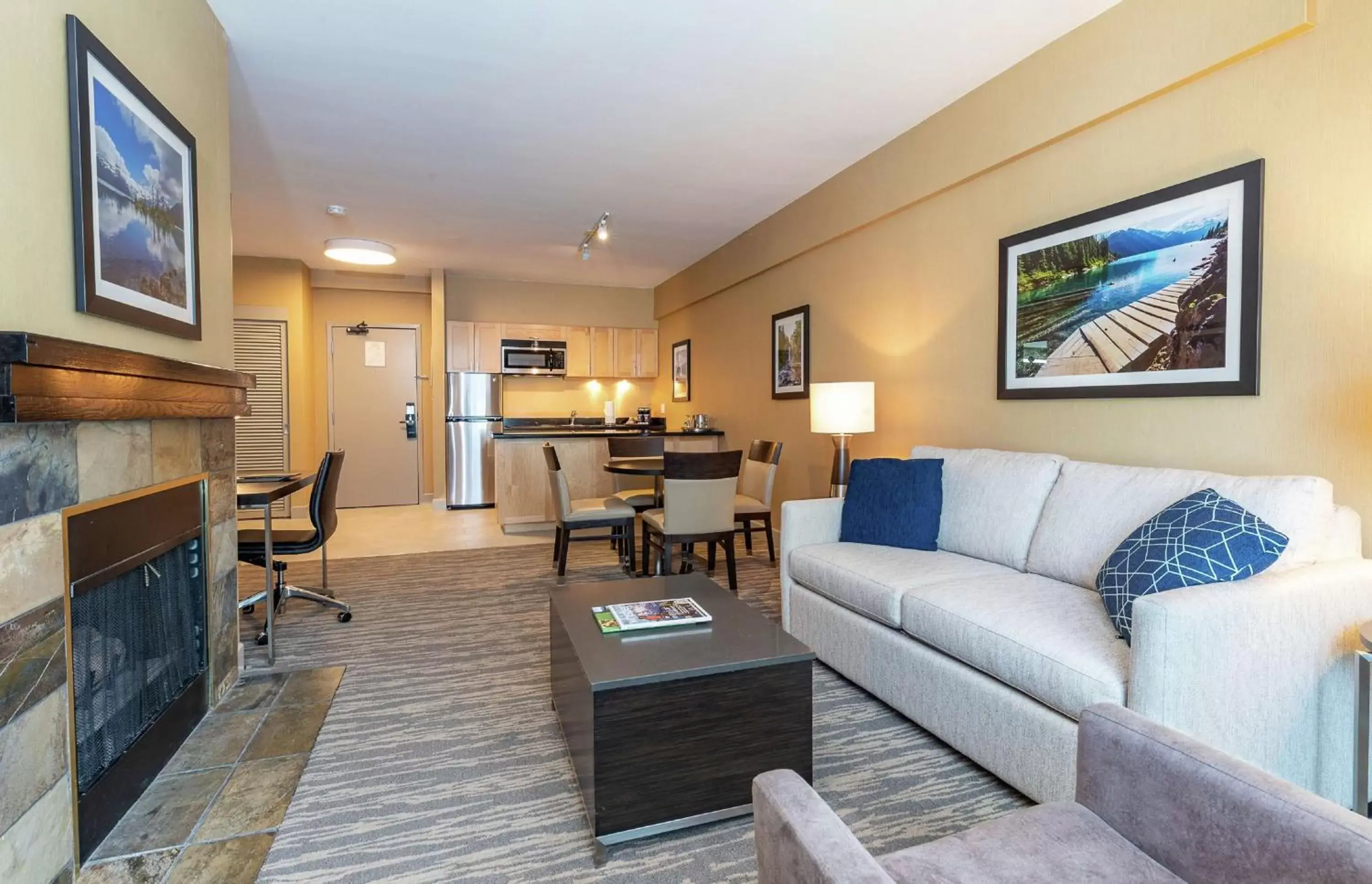 Bedroom, Seating Area in Hilton Whistler Resort & Spa