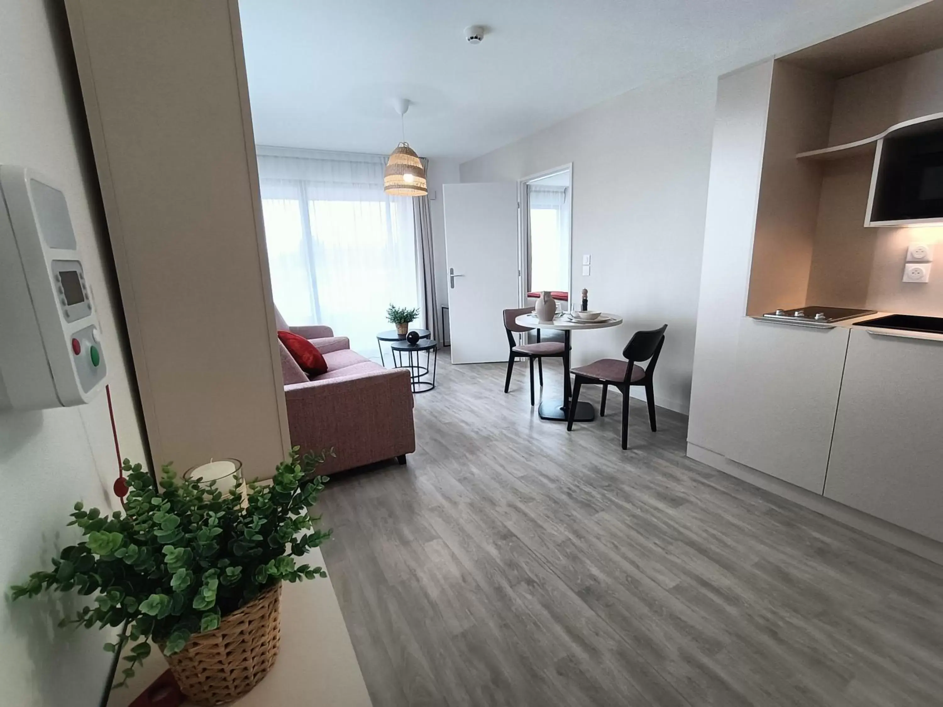 Kitchen or kitchenette, Dining Area in Résidence Intergénérationnelle de Lille