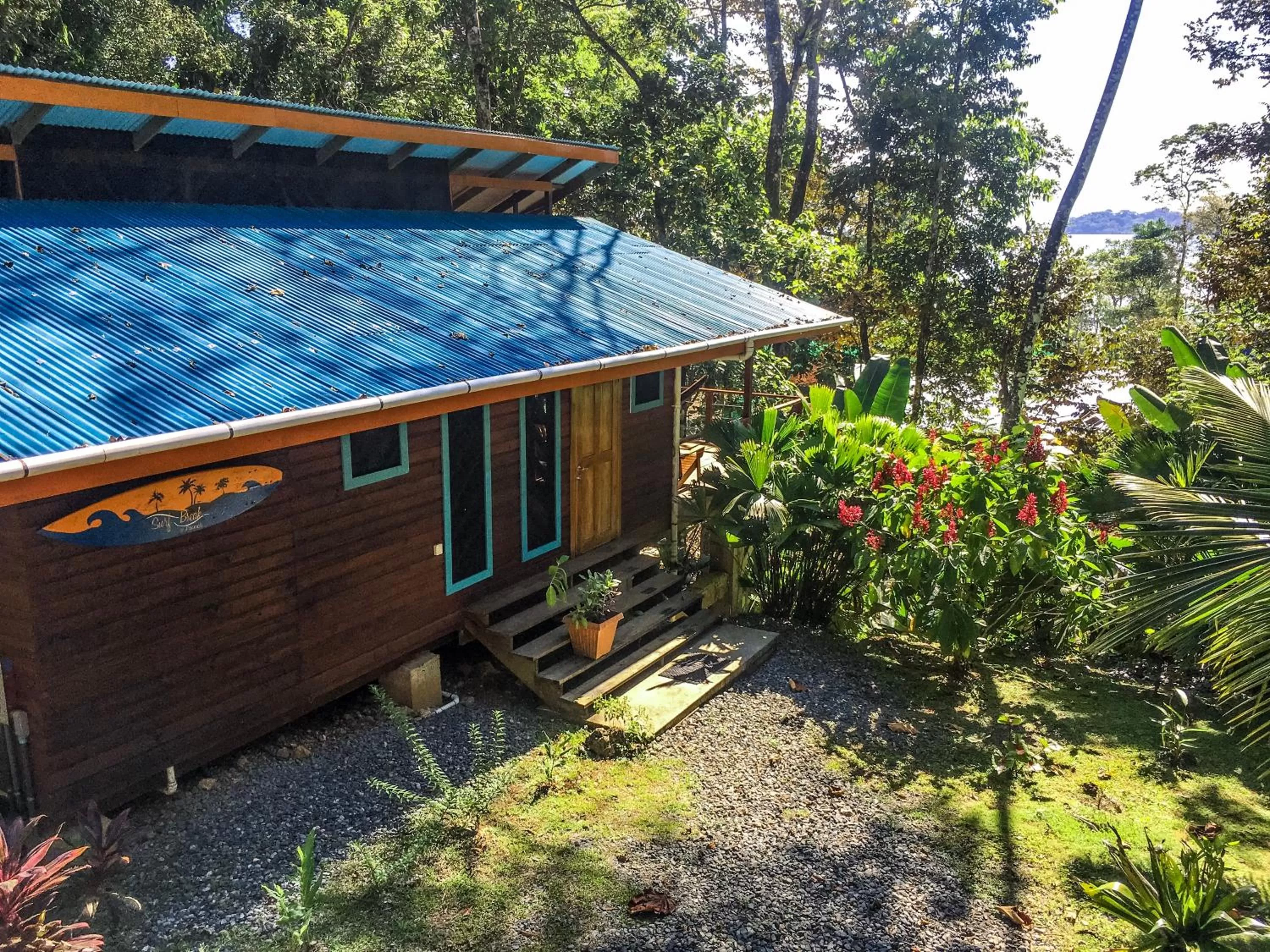 Garden in Surf Break at Paunch