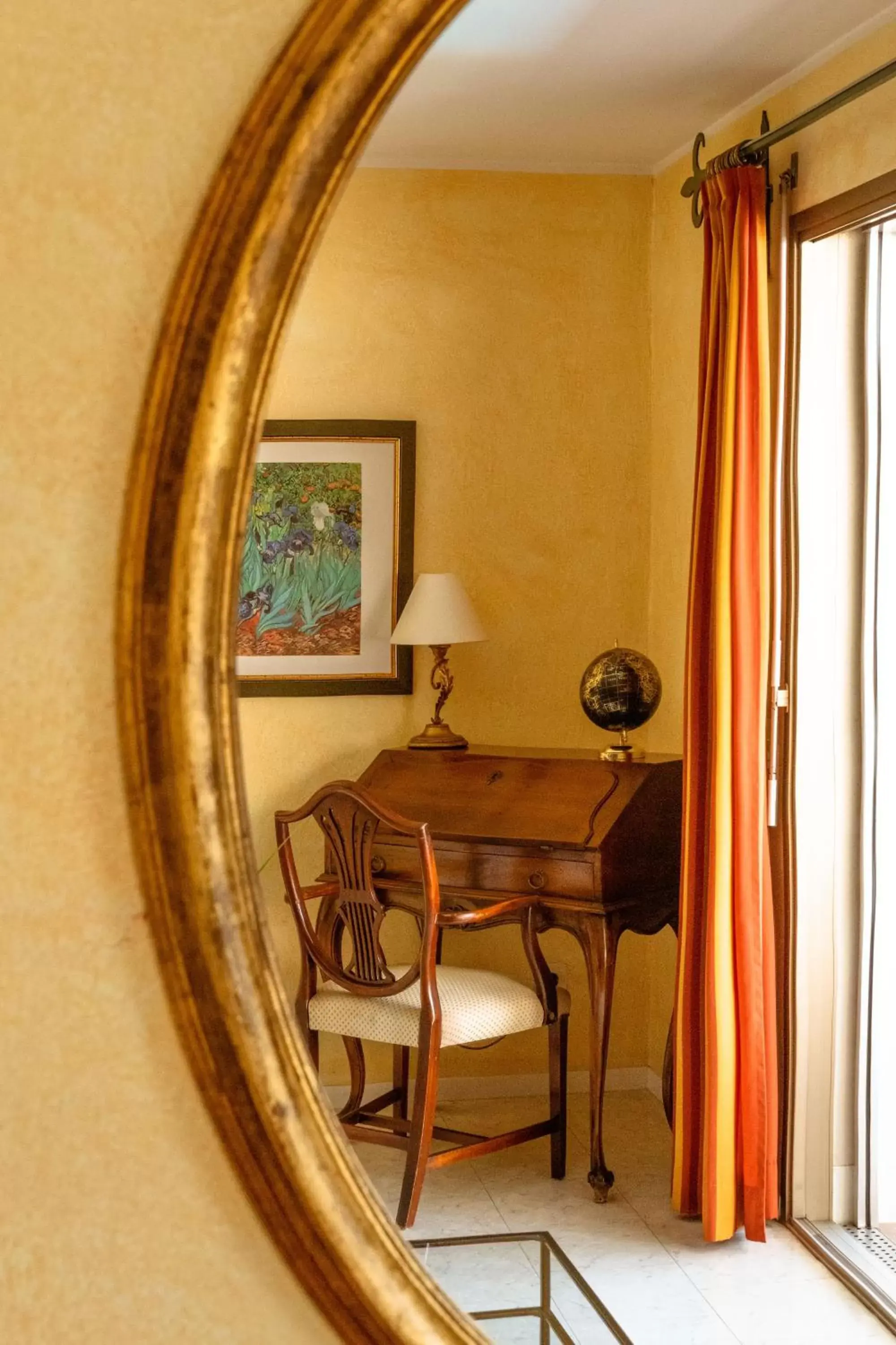 Decorative detail, Balcony/Terrace in Suiten-Hotel Sunstar Brissago