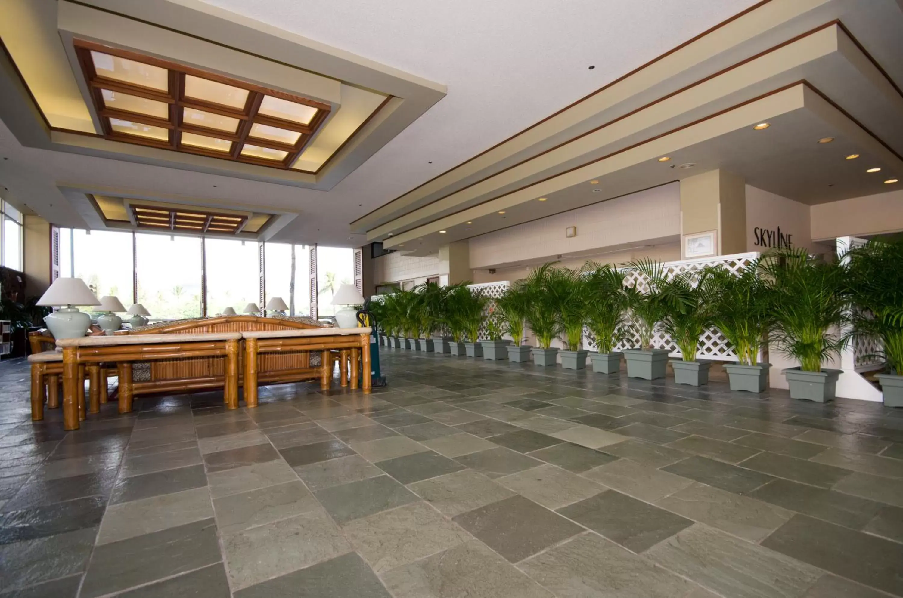 Lobby or reception, Restaurant/Places to Eat in Aqua Skyline at Island Colony