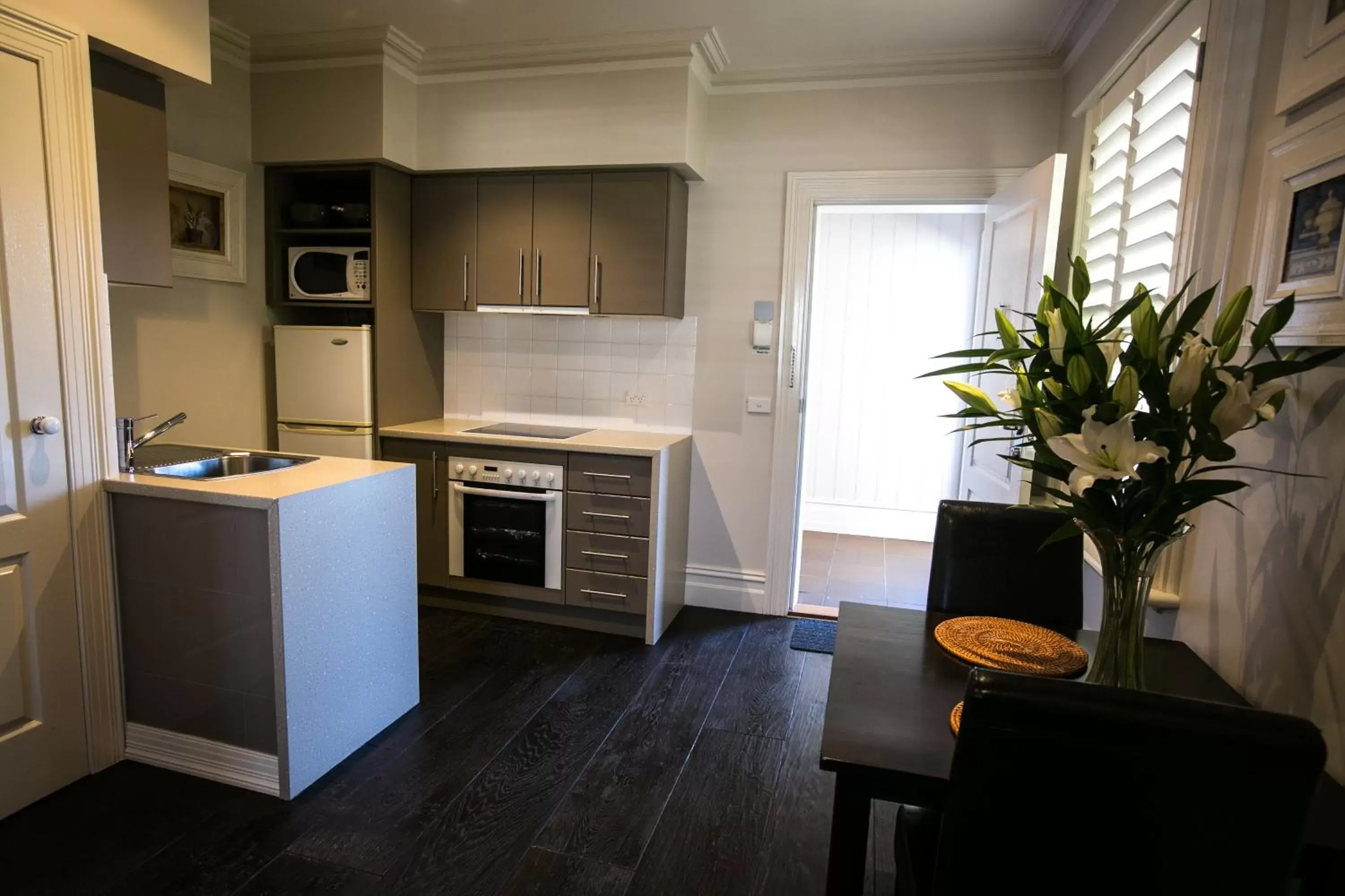 Kitchen or kitchenette, Kitchen/Kitchenette in Gallery Apartments