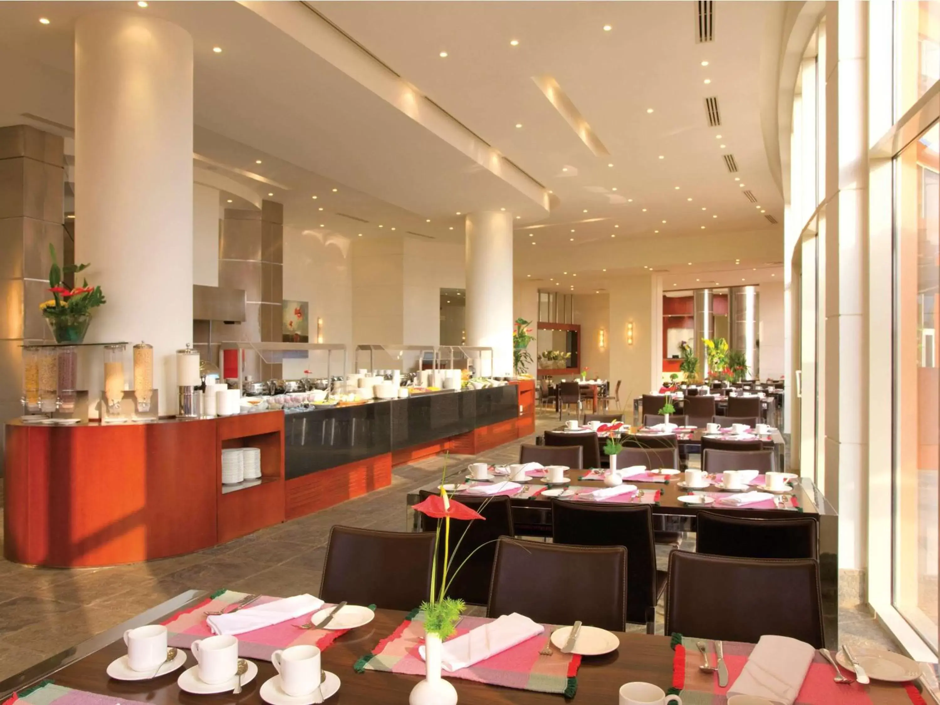 Restaurant/places to eat in Mövenpick Resort El Sokhna Restaurant/places to eat in Mövenpick Resort El Sokhna