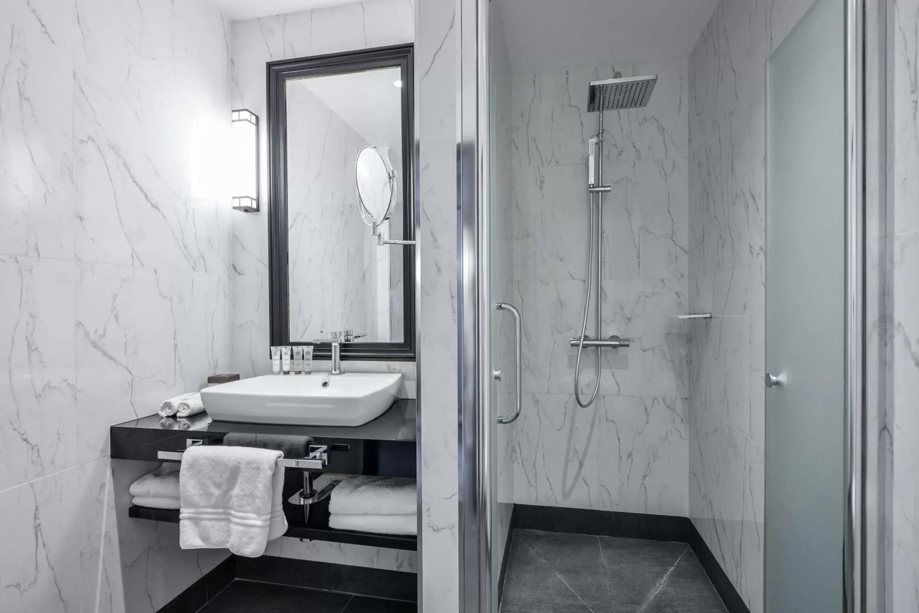 Bathroom in Maison Astor Paris, Curio Collection by Hilton