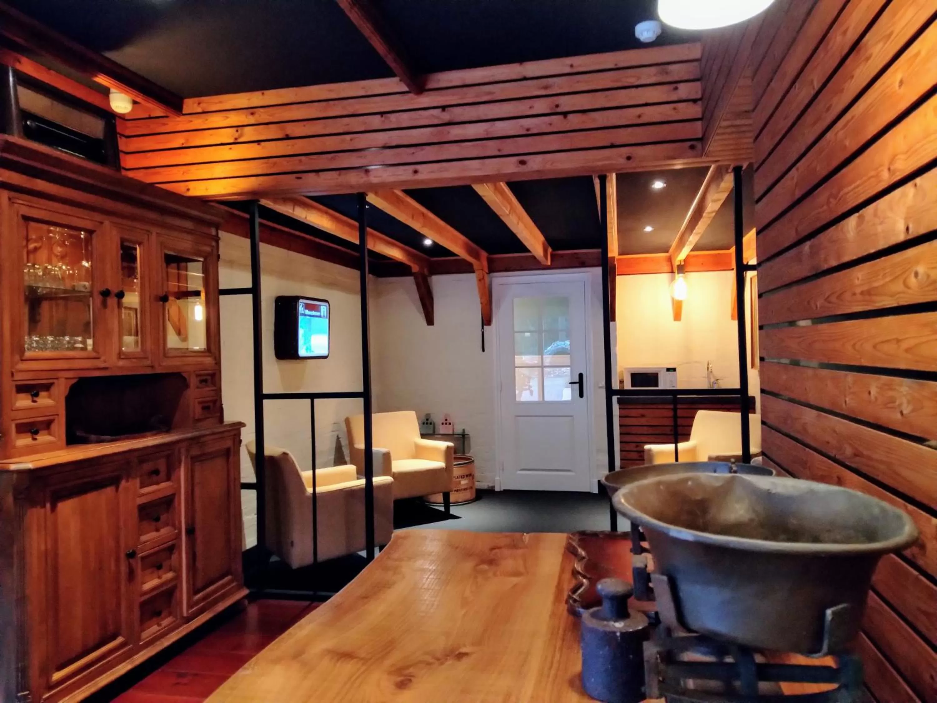 Kitchen or kitchenette in B&B Katoo