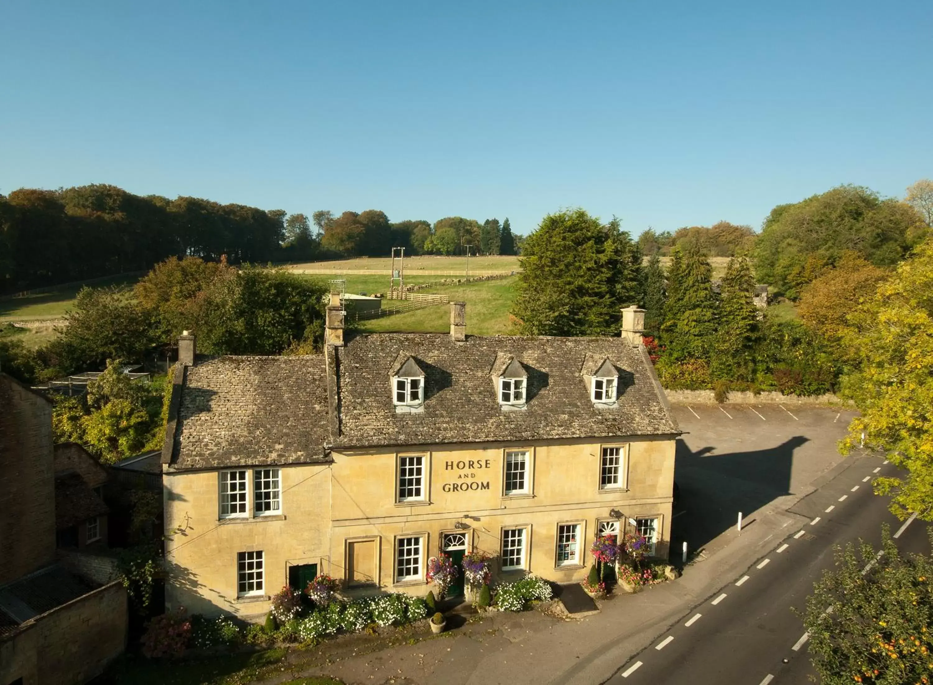 Bird's eye view in Horse and Groom