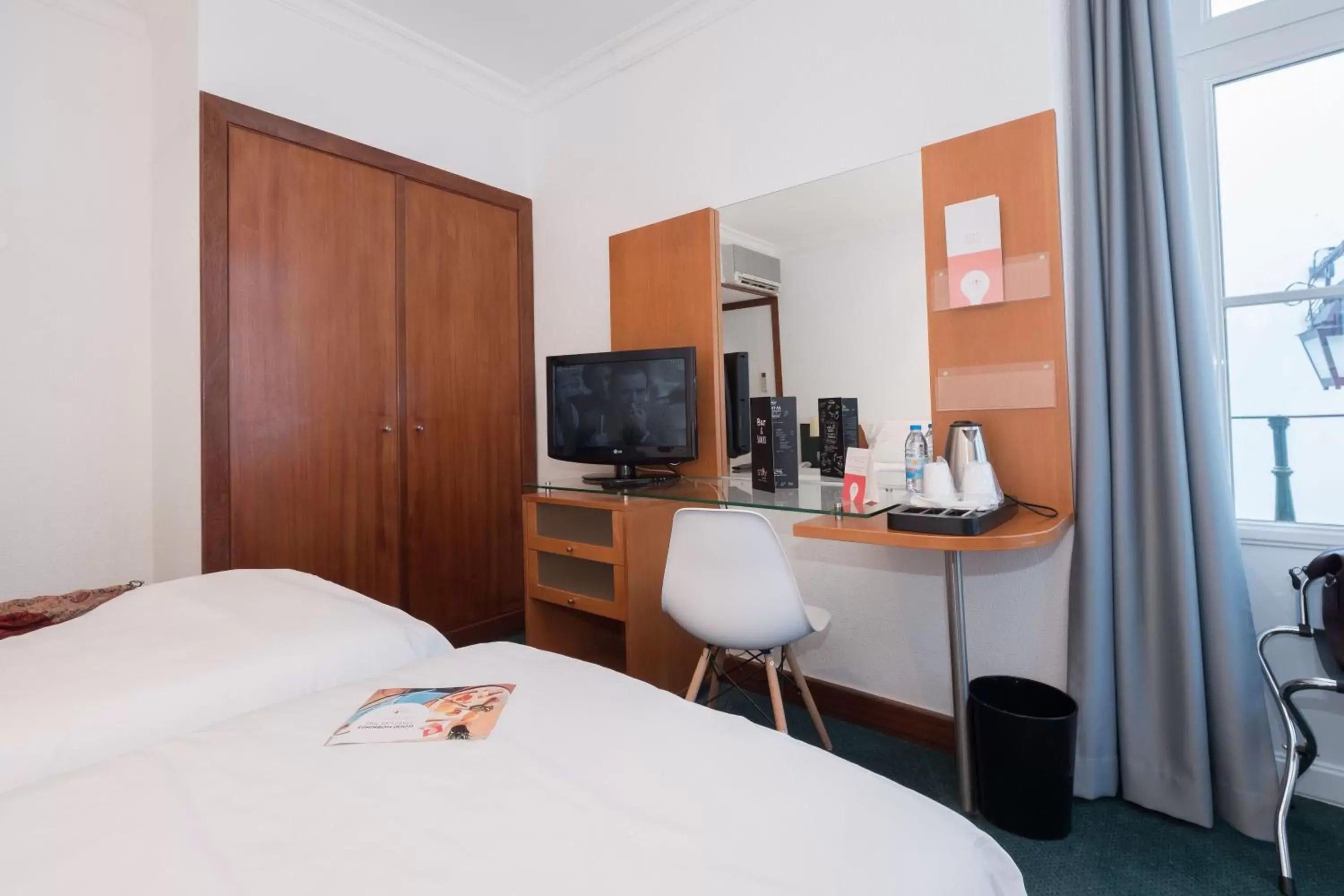 Bedroom, Bed in Stay Hotel Évora Centro