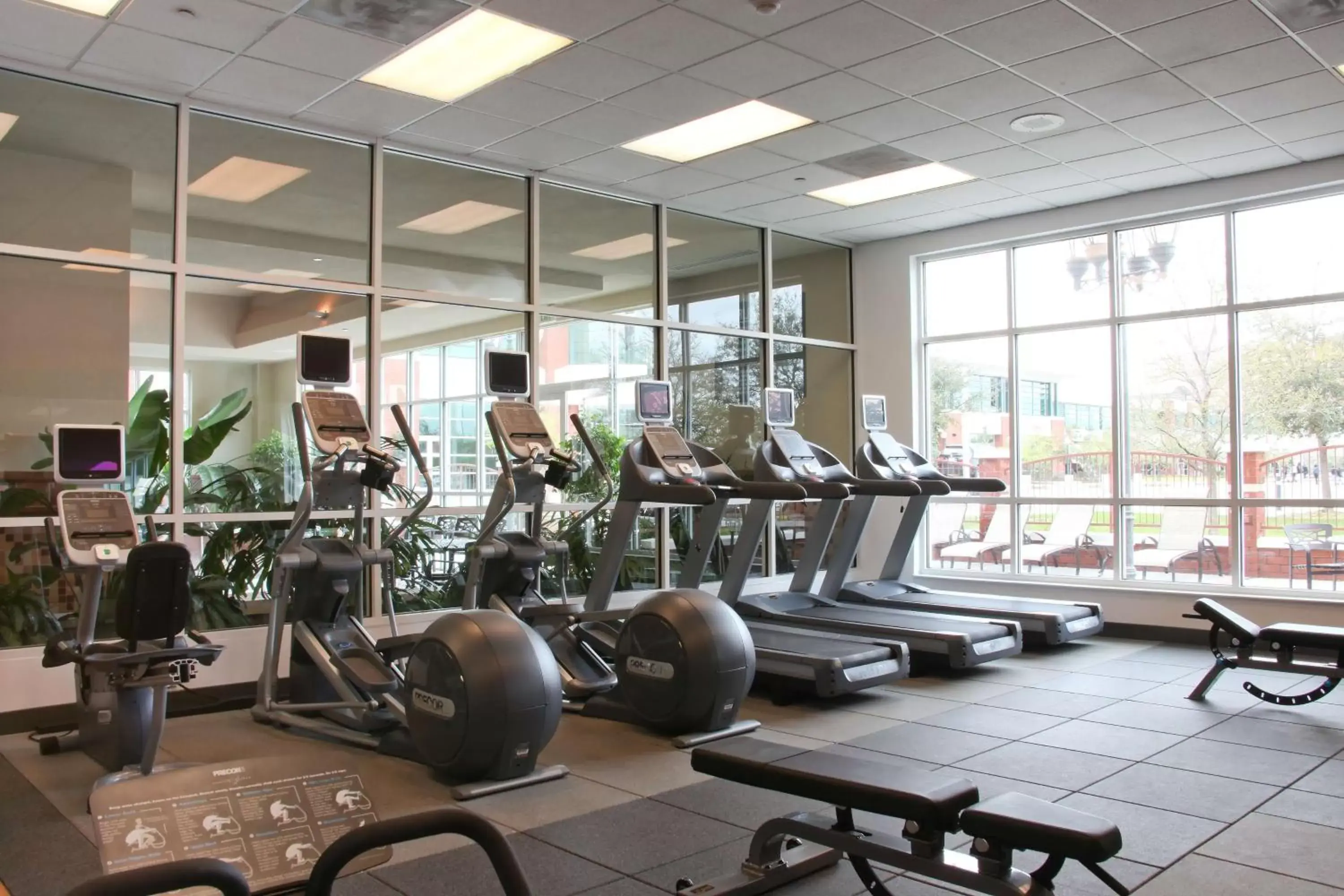 Fitness centre/facilities, Fitness Center/Facilities in Embassy Suites North Charleston Airport Hotel Convention
