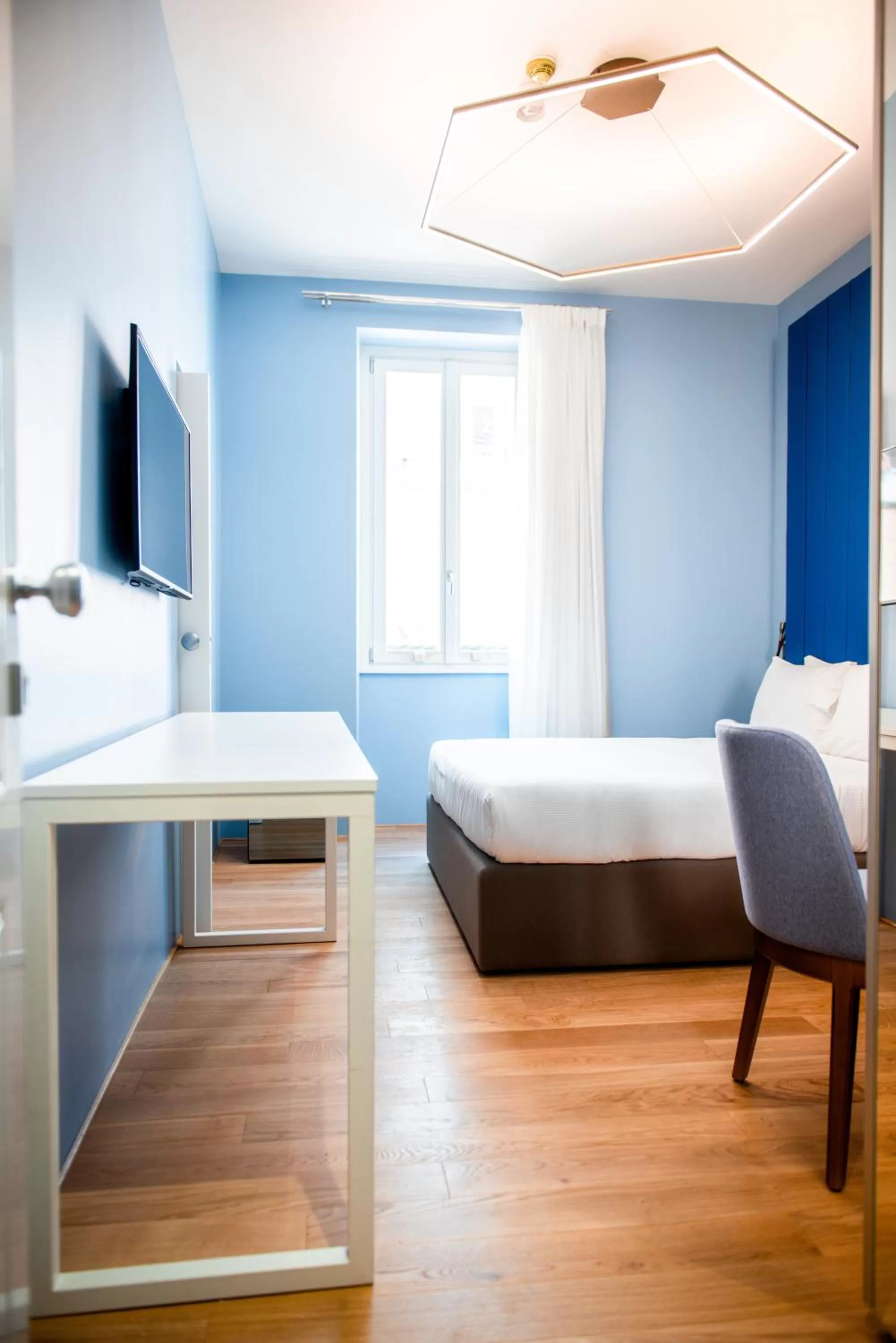 Photo of the whole room, Bed in Boutique Centrale Palace Hotel