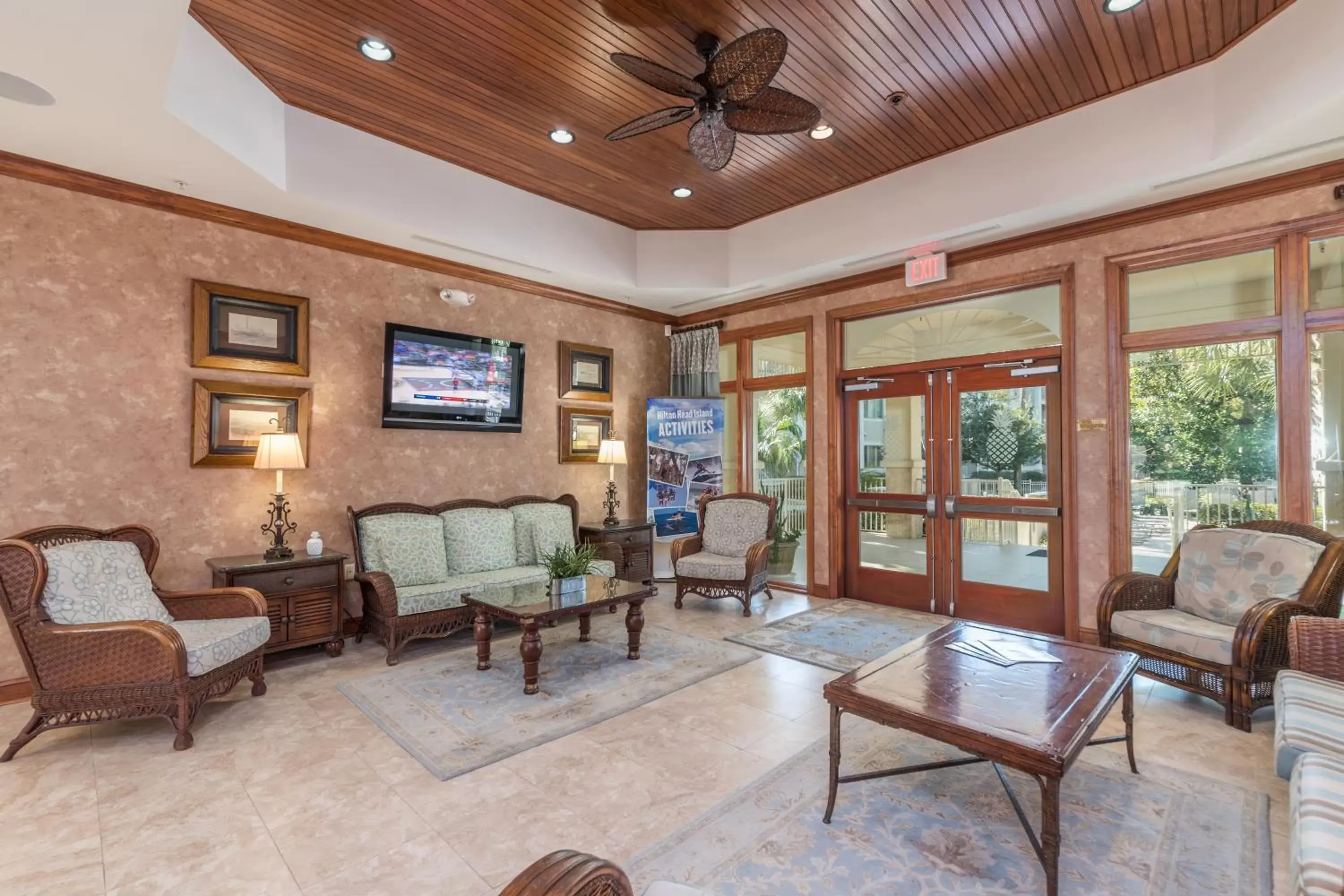 Lobby or reception, Seating Area in Coral Sands Resort by Palmera