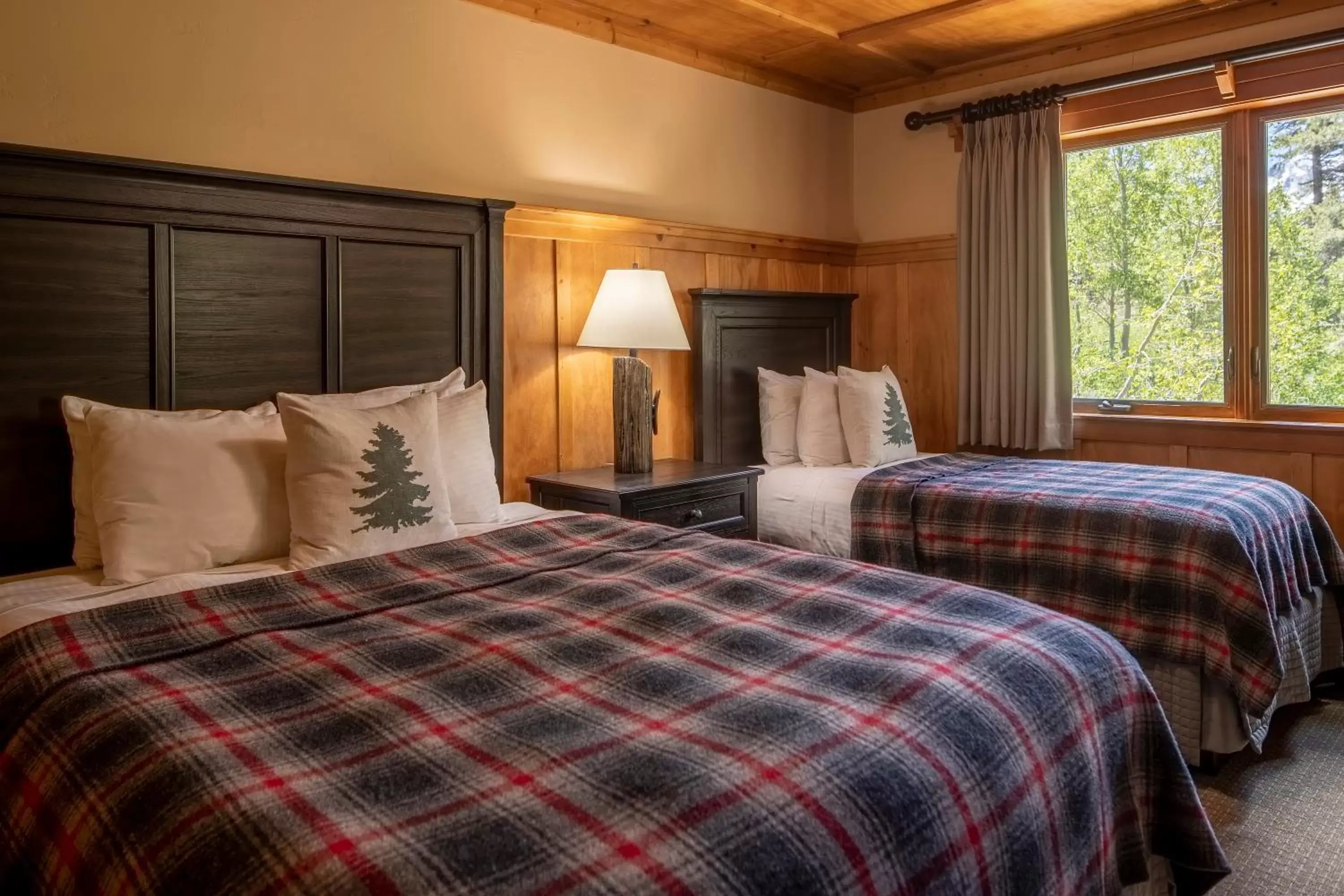 Bed in Tamarack Lodge