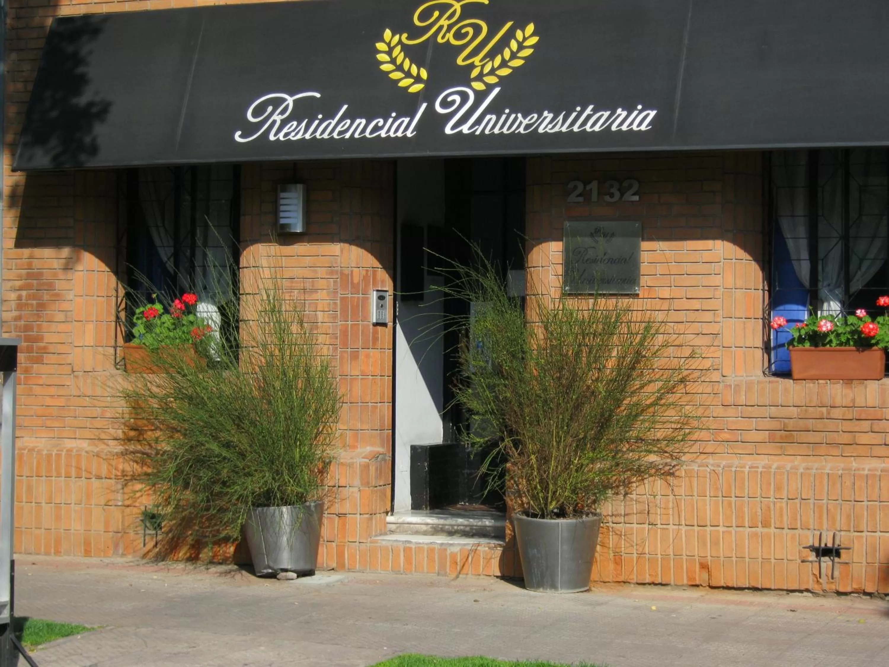 Facade/entrance in Residencial Universitaria