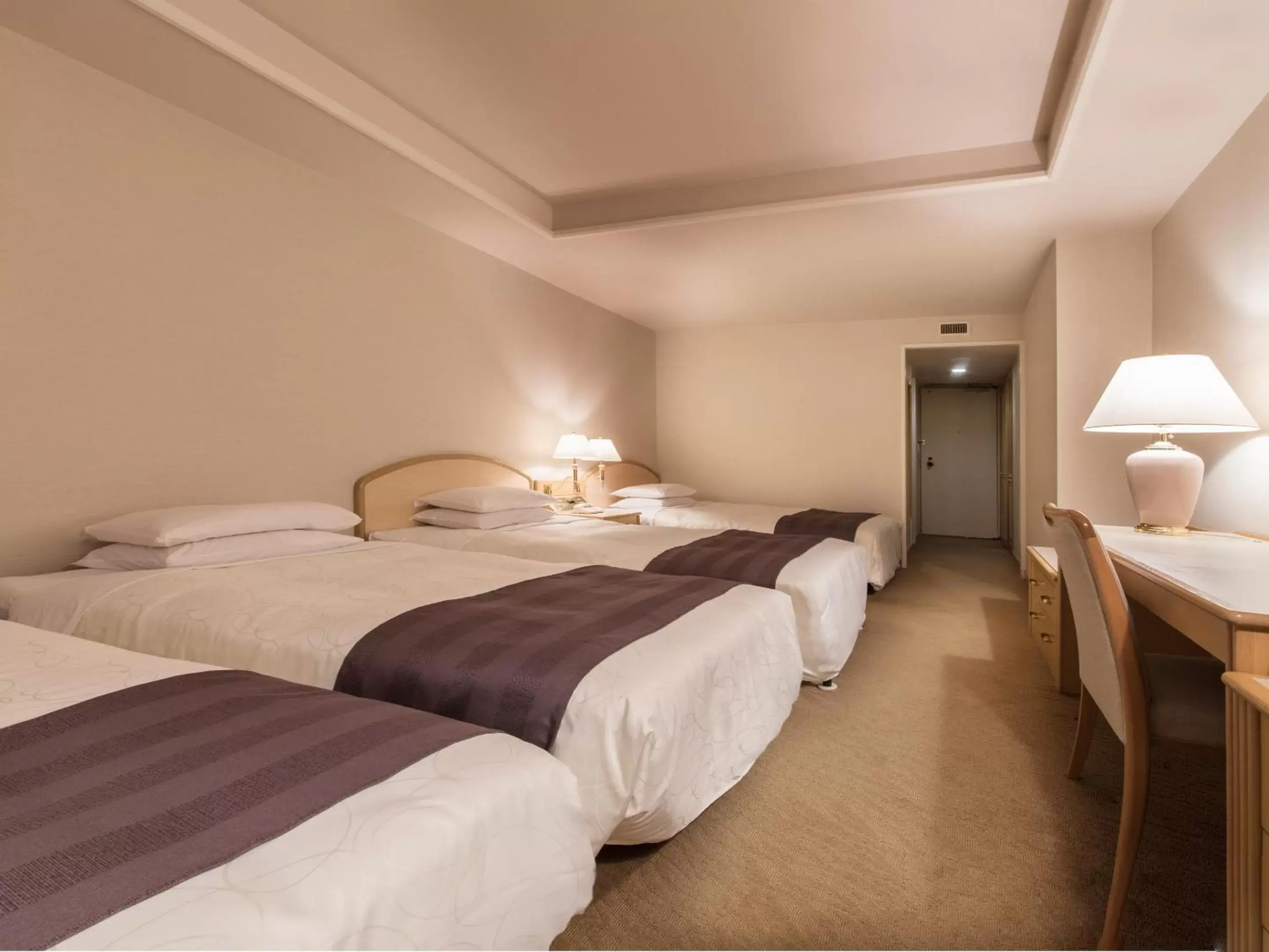 Superior Large Twin Room (4 Adults) - Non-Smoking in Sapporo Park Hotel