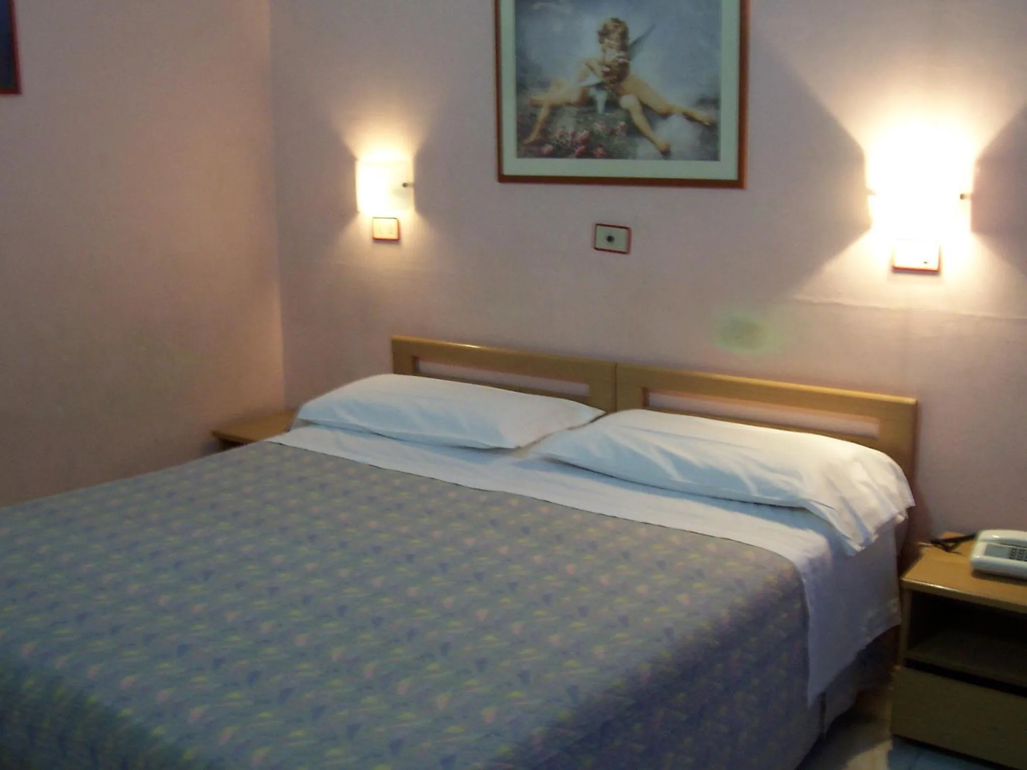 Bedroom, Bed in Hotel Pensione Romeo