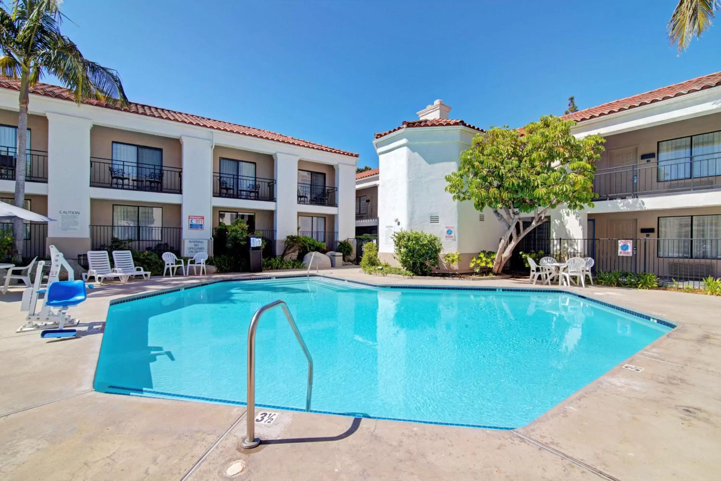 On site, Swimming Pool in Best Western Posada Royale Hotel & Suites