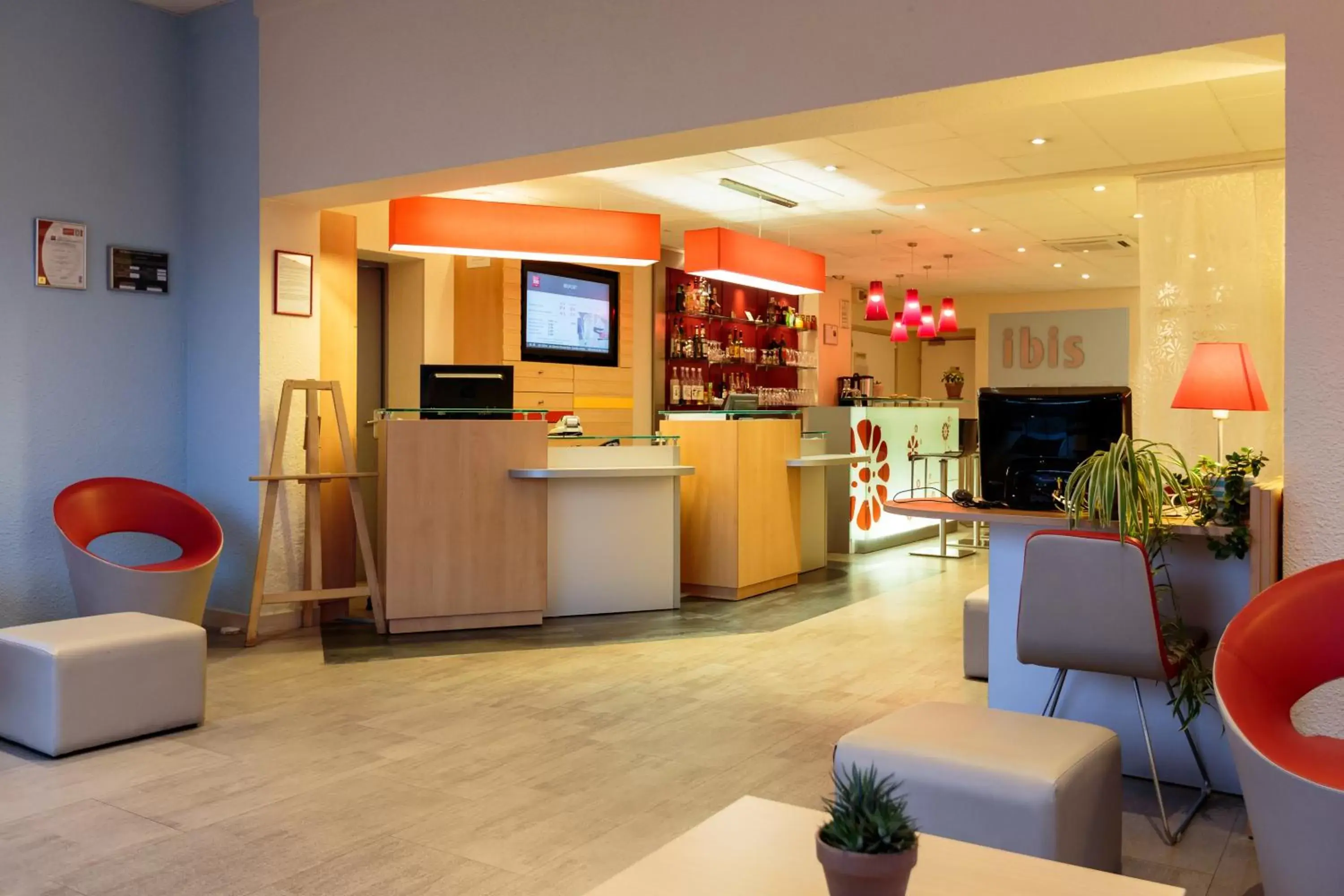Lobby or reception in ibis Clermont Ferrand Sud Herbet Lobby or reception in ibis Clermont Ferrand Sud Herbet