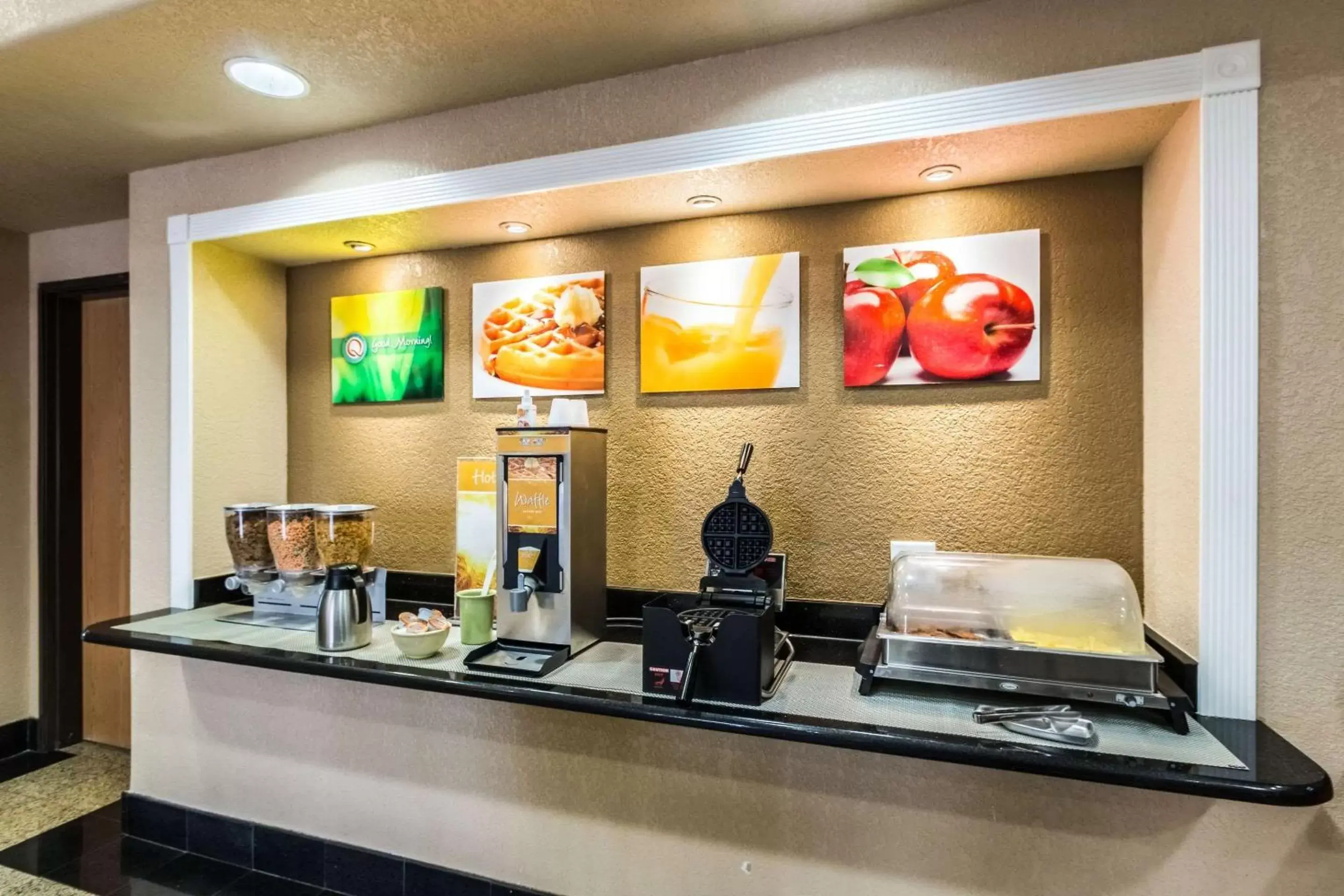 Restaurant/places to eat in Quality Inn Killeen Forthood