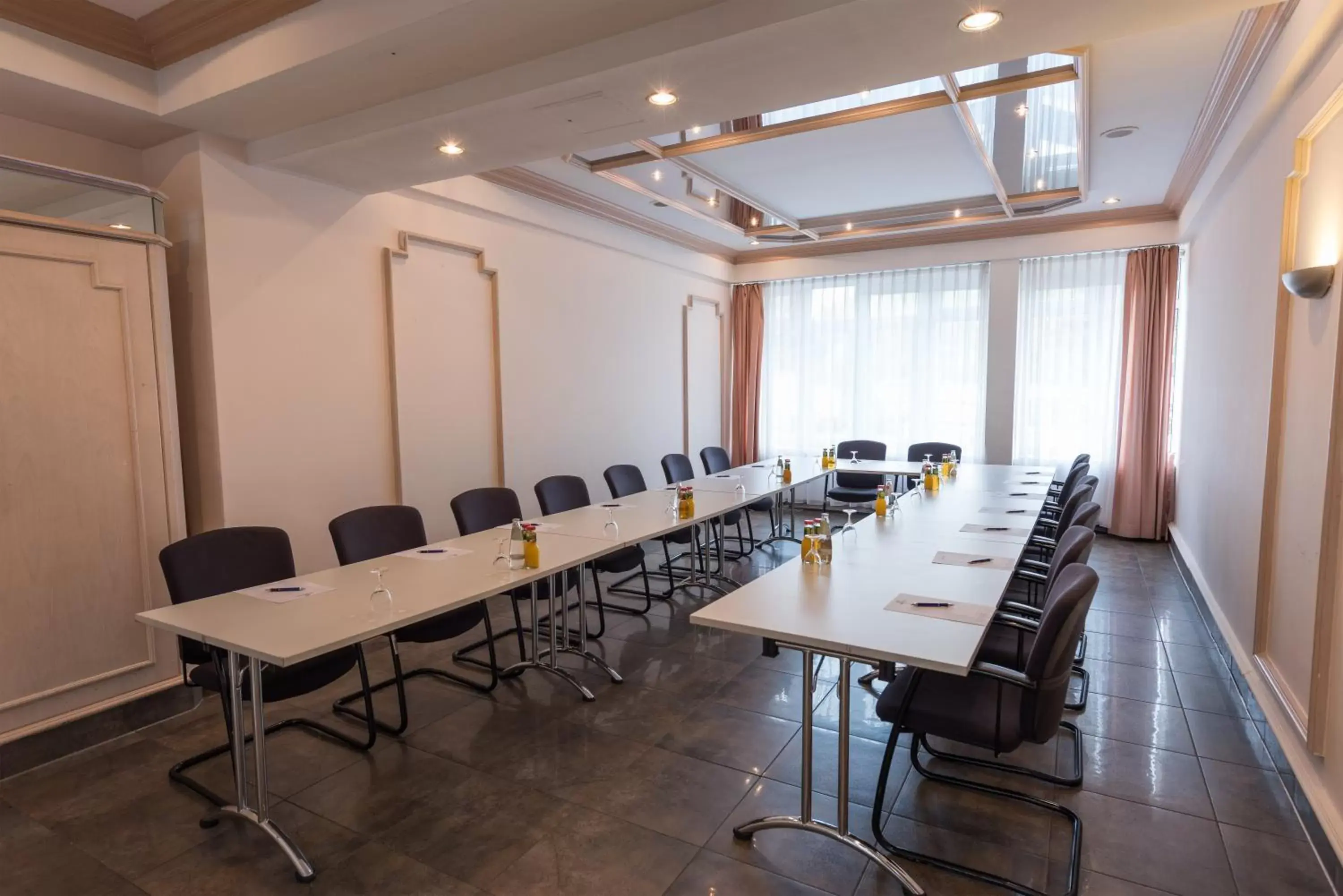 Business facilities in Parkhotel Frankfurt Airport