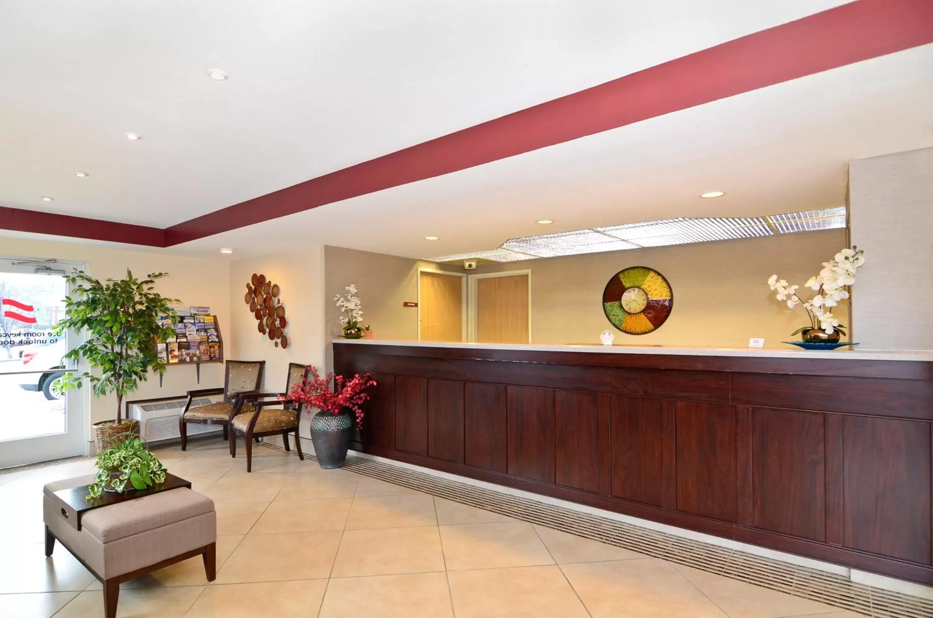 Lobby or reception in Inn America - Lewiston Lobby or reception in Inn America - Lewiston