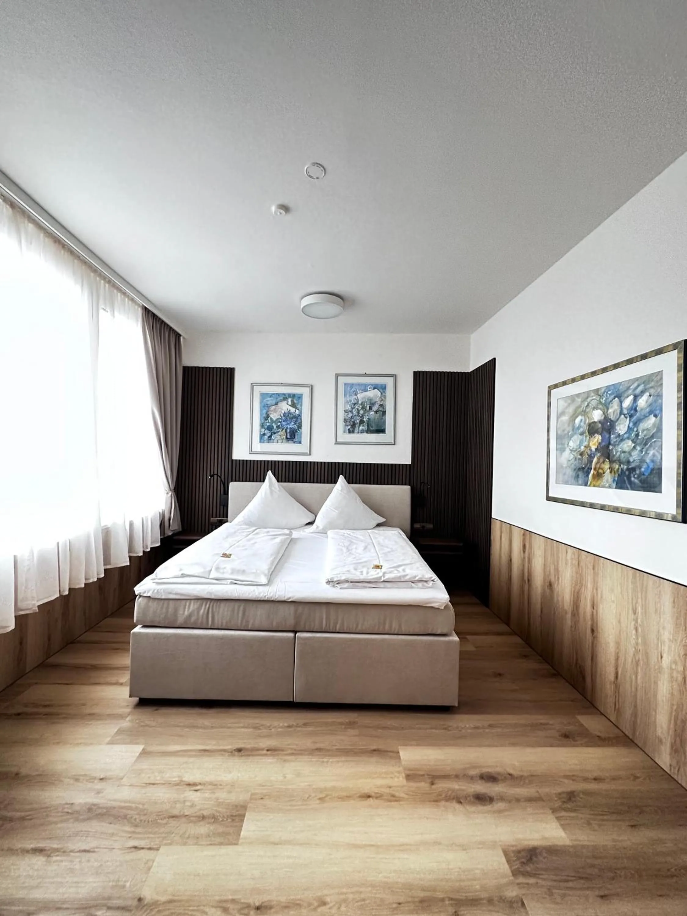 Photo of the whole room, Bed in Hotel Bilger Eck