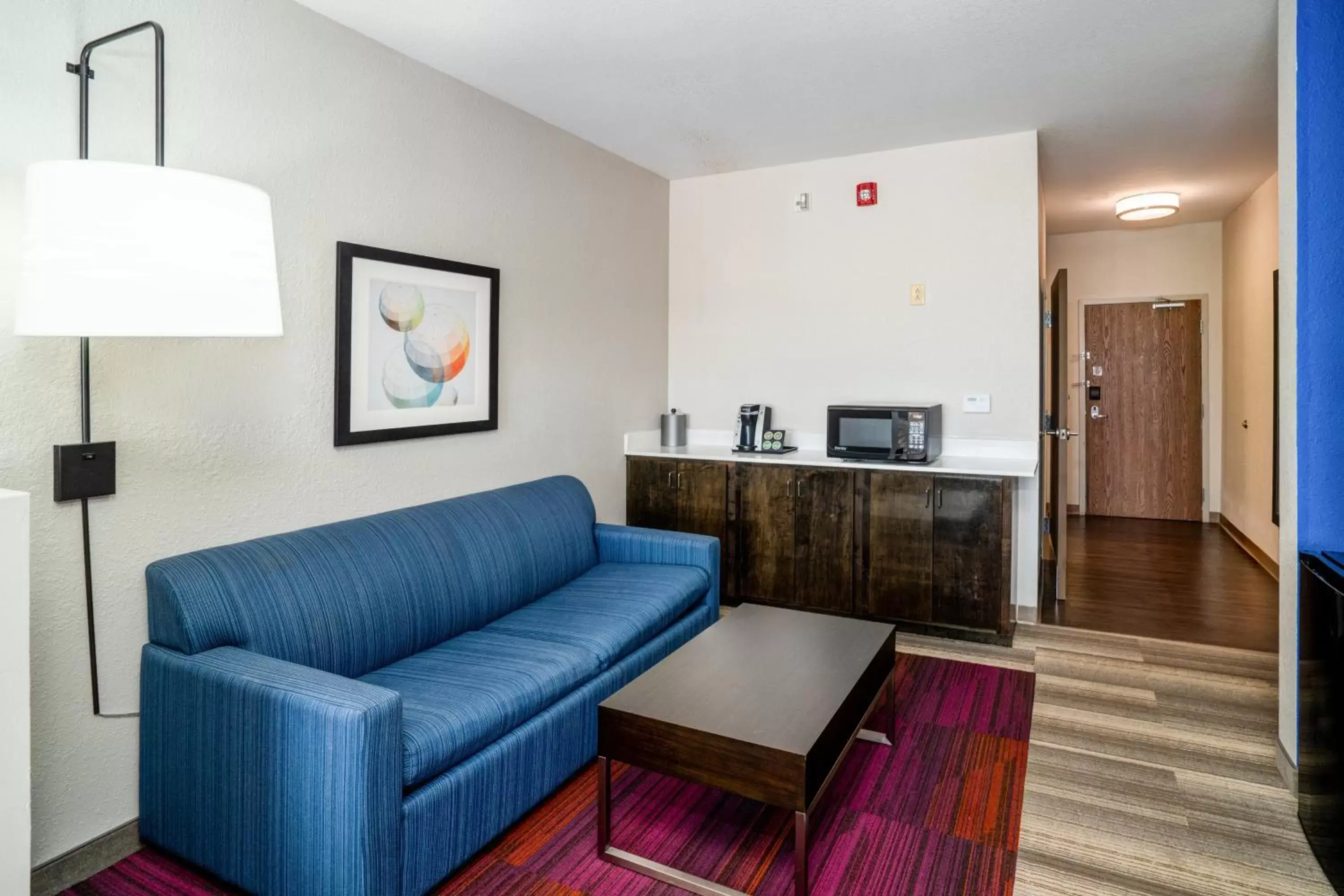 Photo of the whole room, Seating Area in Holiday Inn Express Hotel Winona North, an IHG Hotel