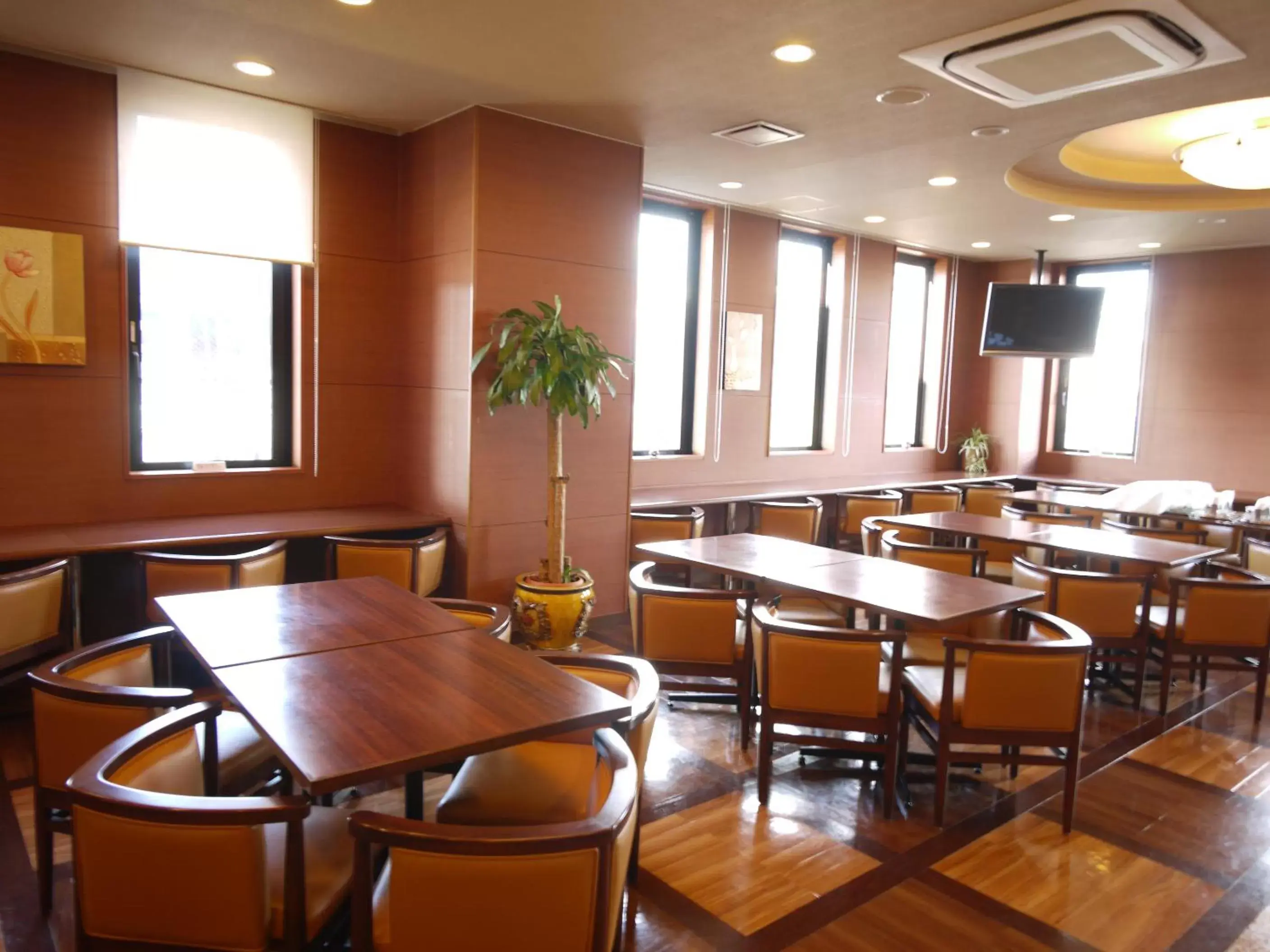 Restaurant/places to eat in Hotel Route-Inn Gotenba Eki-Minami