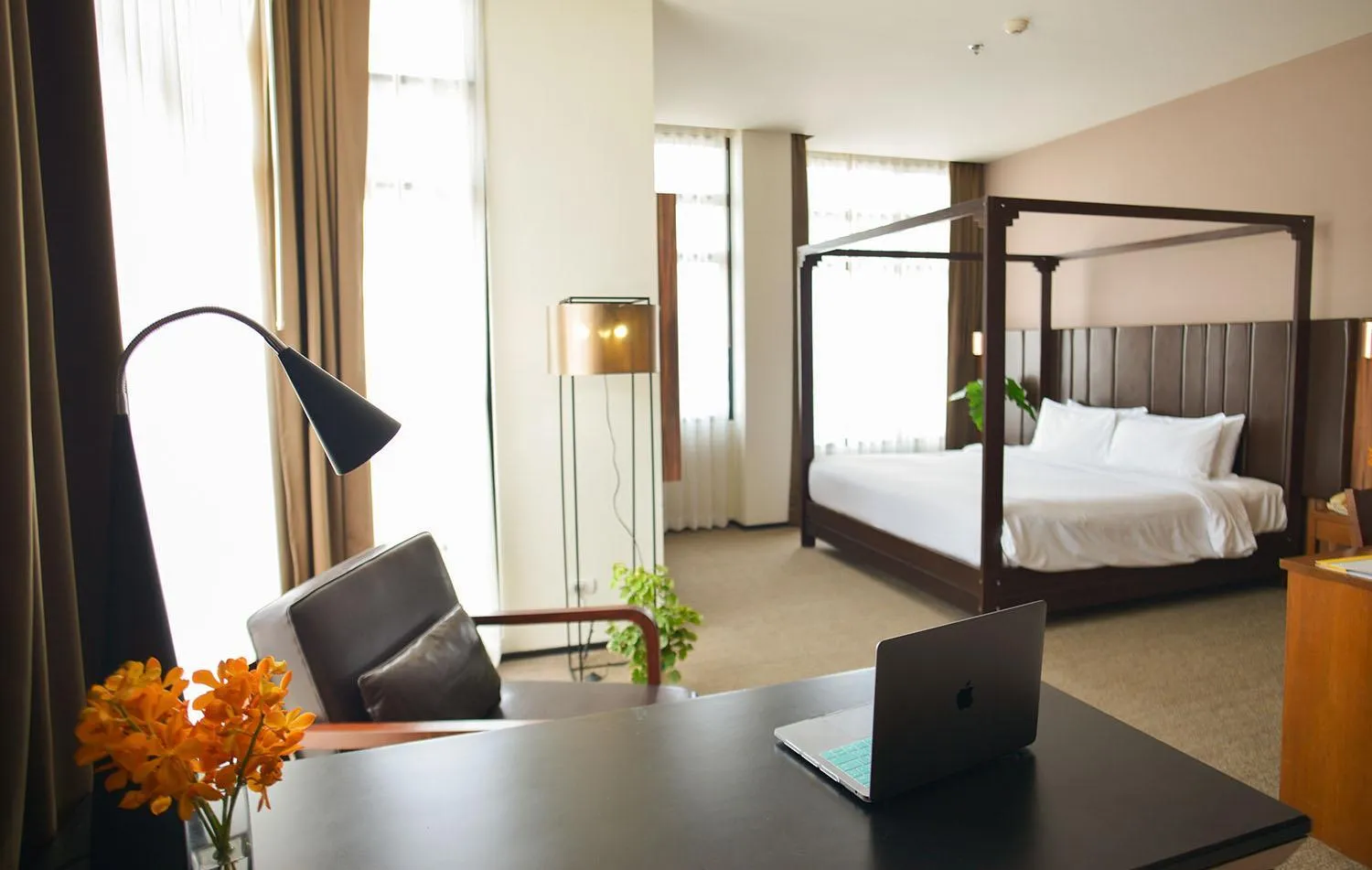 Bathroom, Bed in Grand Howard Hotel Bangkok