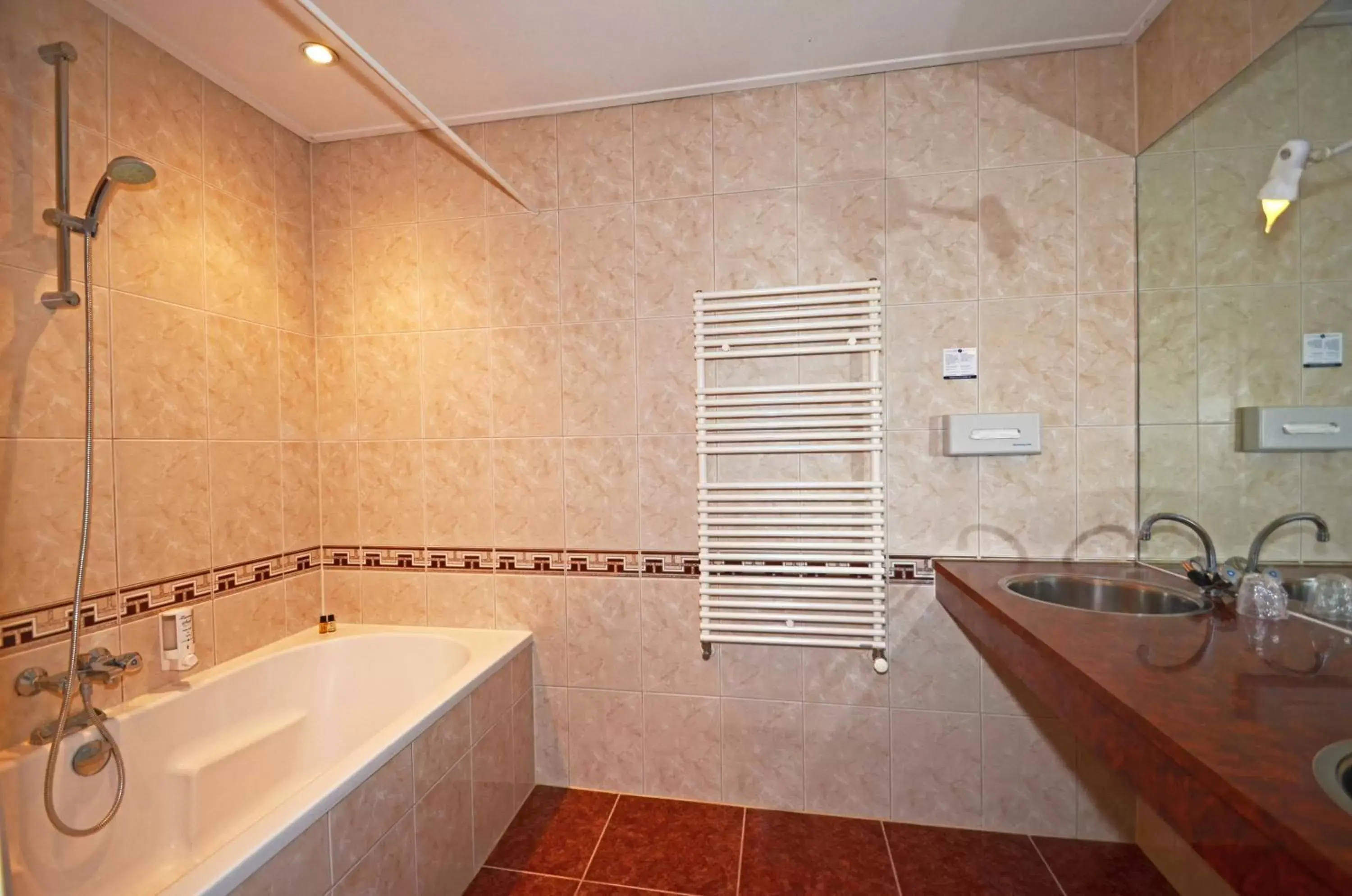 Bathroom in Fletcher Hotel Paleis Stadhouderlijk Hof