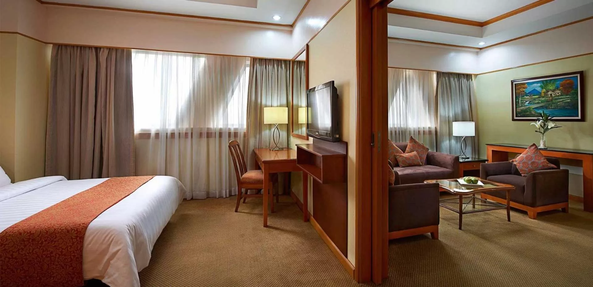 Photo of the whole room, Bed in Berjaya Makati Hotel