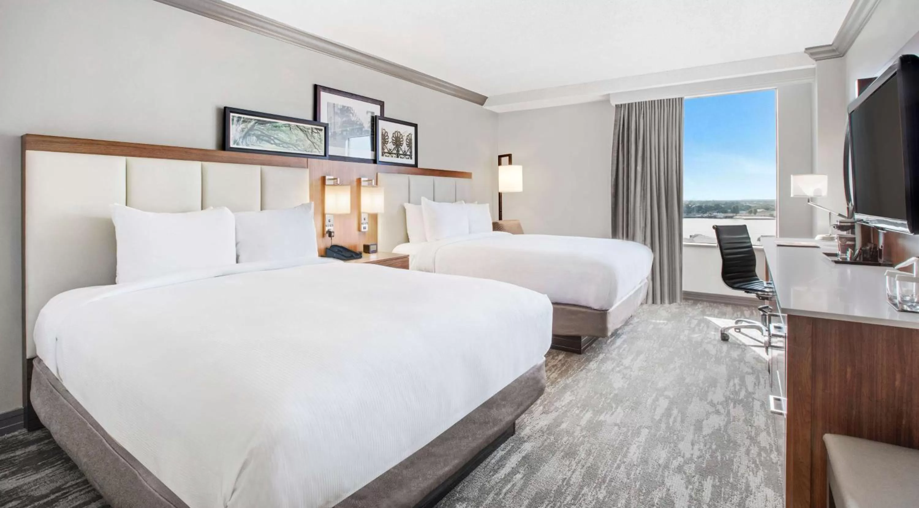 Deluxe Queen Room with Two Queen Beds - Non-Smoking in DoubleTree by Hilton New Orleans