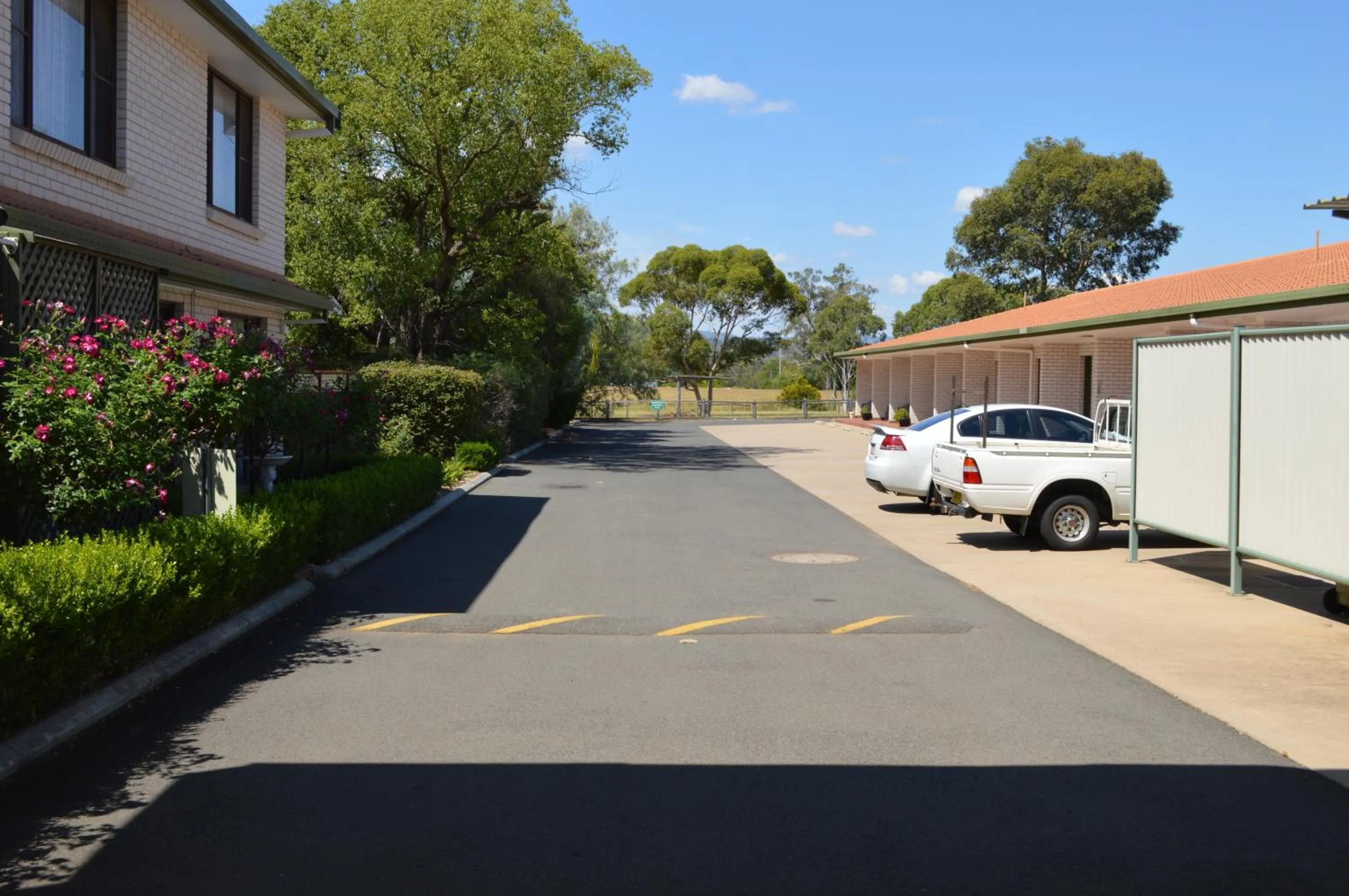 Facade/entrance in Tamworth Motor Inn & Cabins