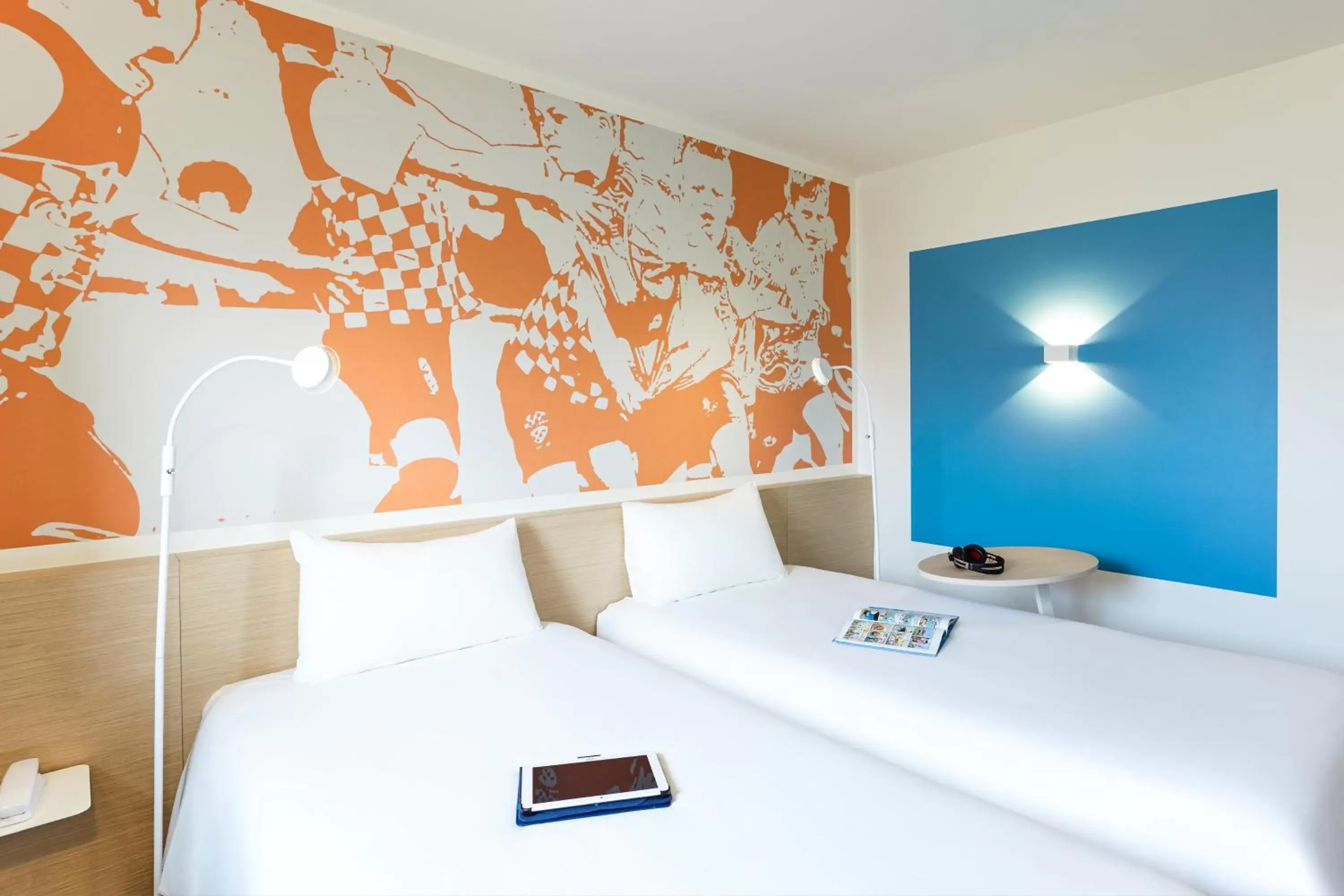 Bedroom, Bed in ibis Styles Toulouse Nord Sesquieres