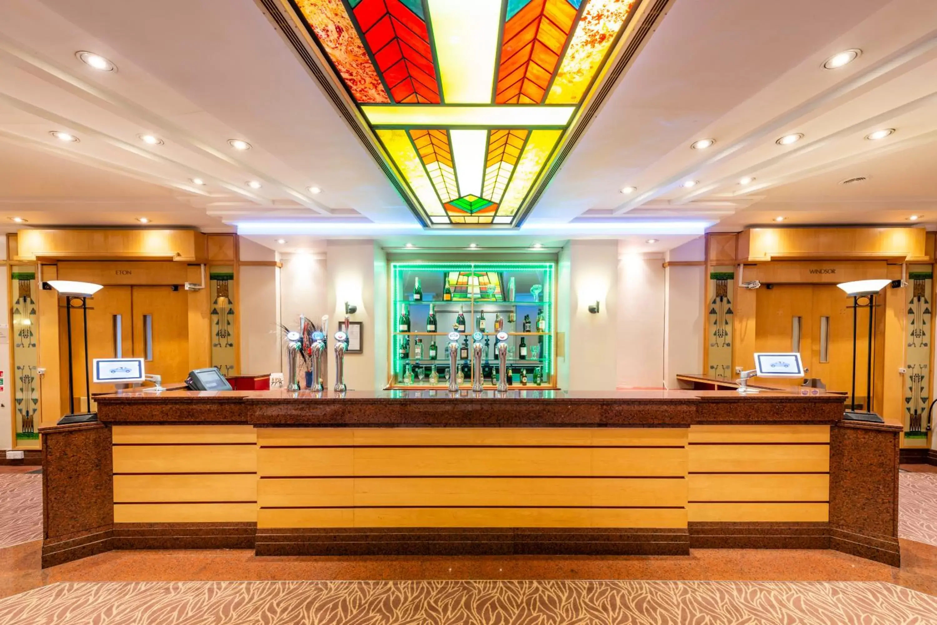 Lounge or bar in Copthorne Hotel Slough Windsor