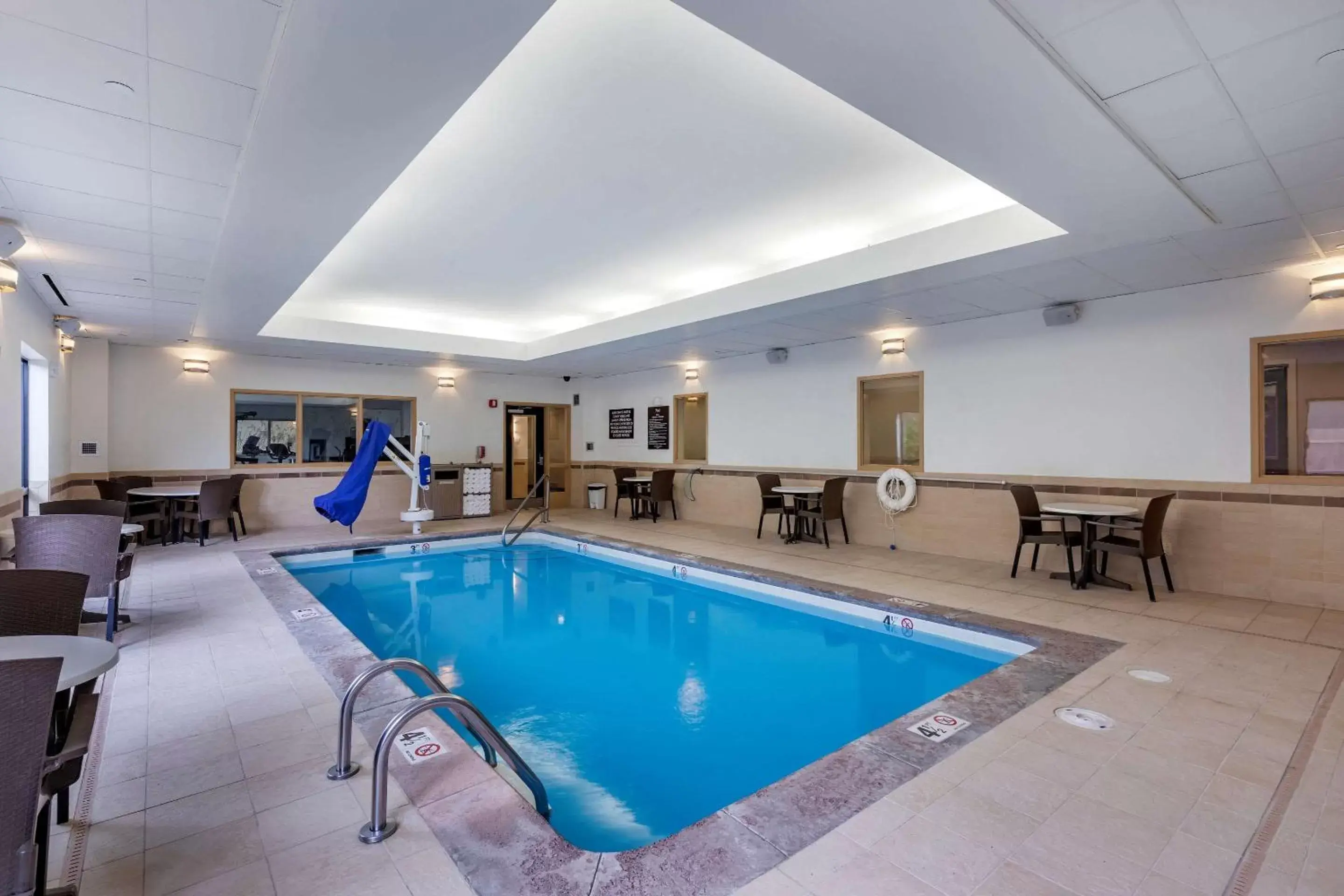 Pool view in Sleep Inn & Suites Miles City I-94 Pool view in Sleep Inn & Suites Miles City I-94