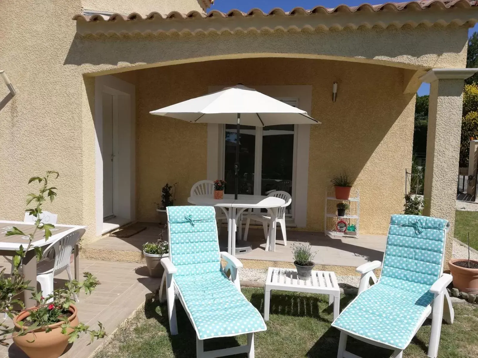 Patio in Chambre d'hôtes en provence avec Jacuzzi