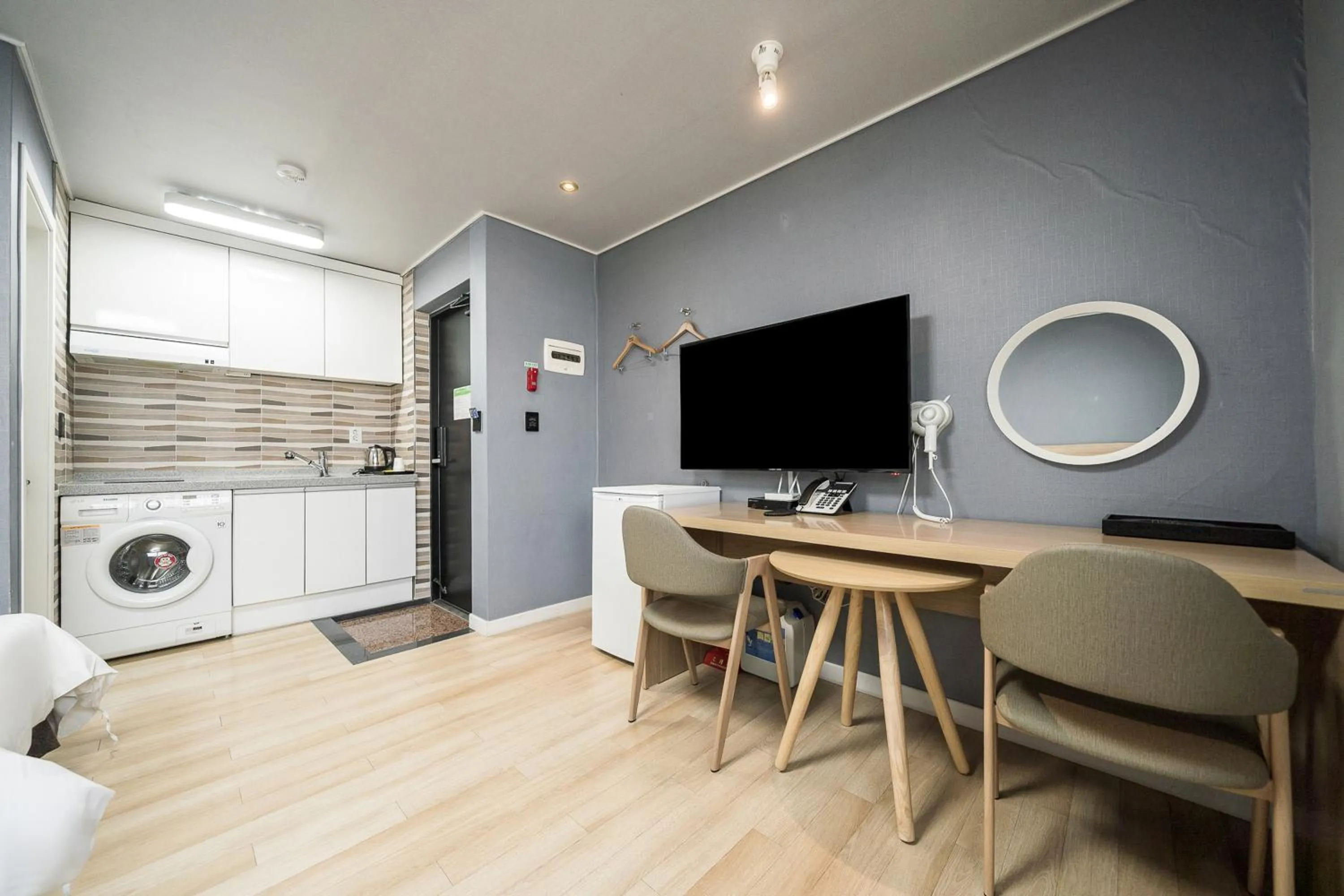 Dining area in Malu Hotel Suwon