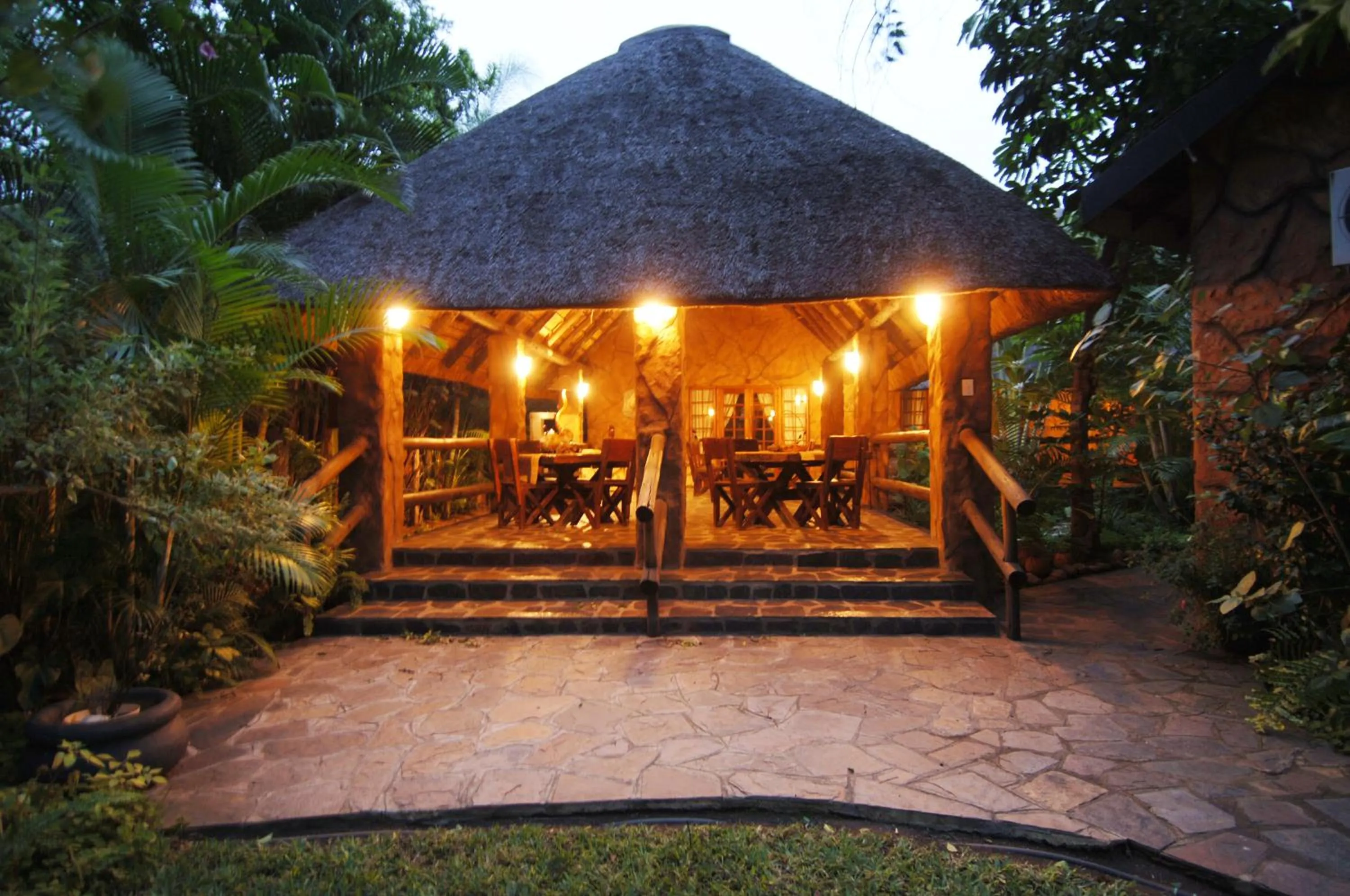 Restaurant/places to eat in Kaia Tani Exclusive Guesthouse