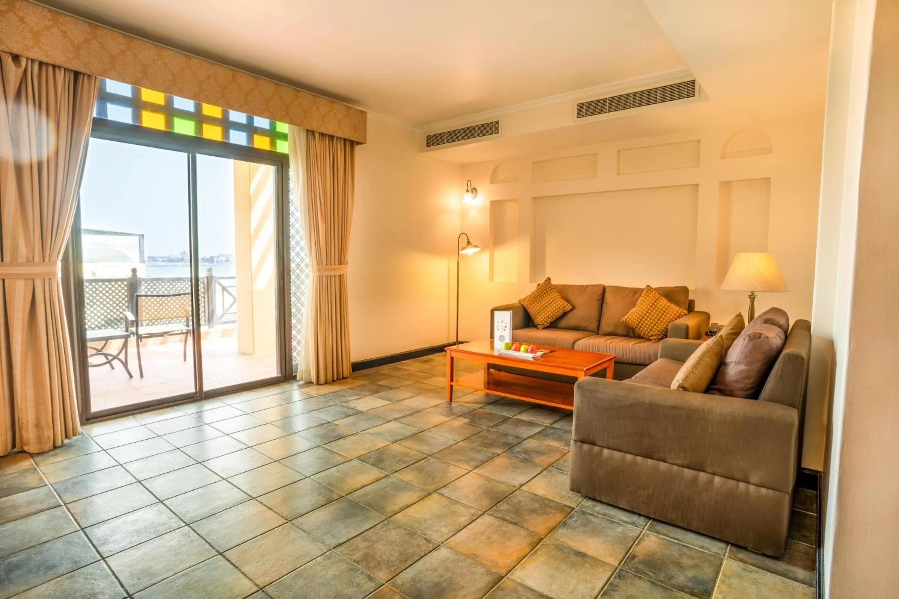 Balcony/Terrace, Seating Area in Novotel Bahrain Al Dana Resort