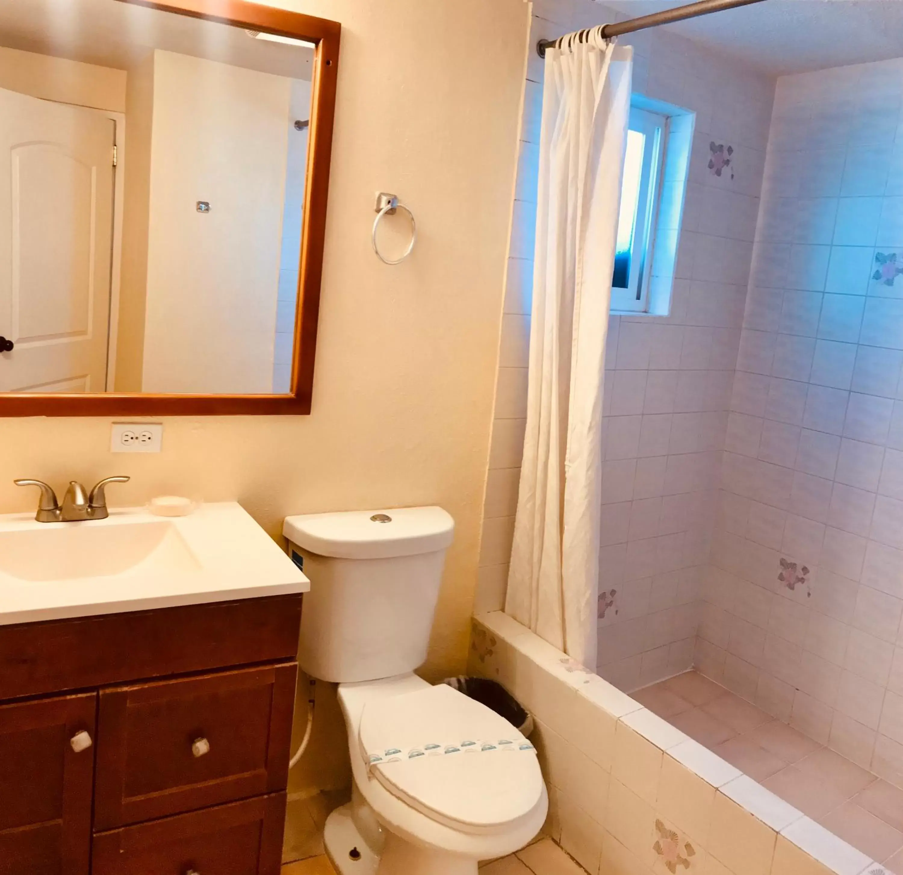 Bathroom in Quinta Pacifica Beachfront Villas