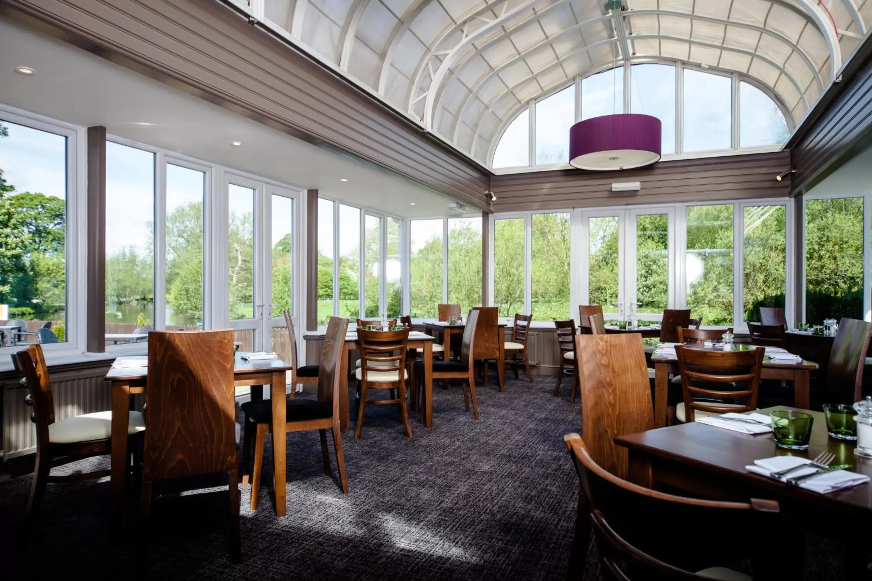 Dining area, Restaurant/Places to Eat in The Legacy Rose & Crown Hotel