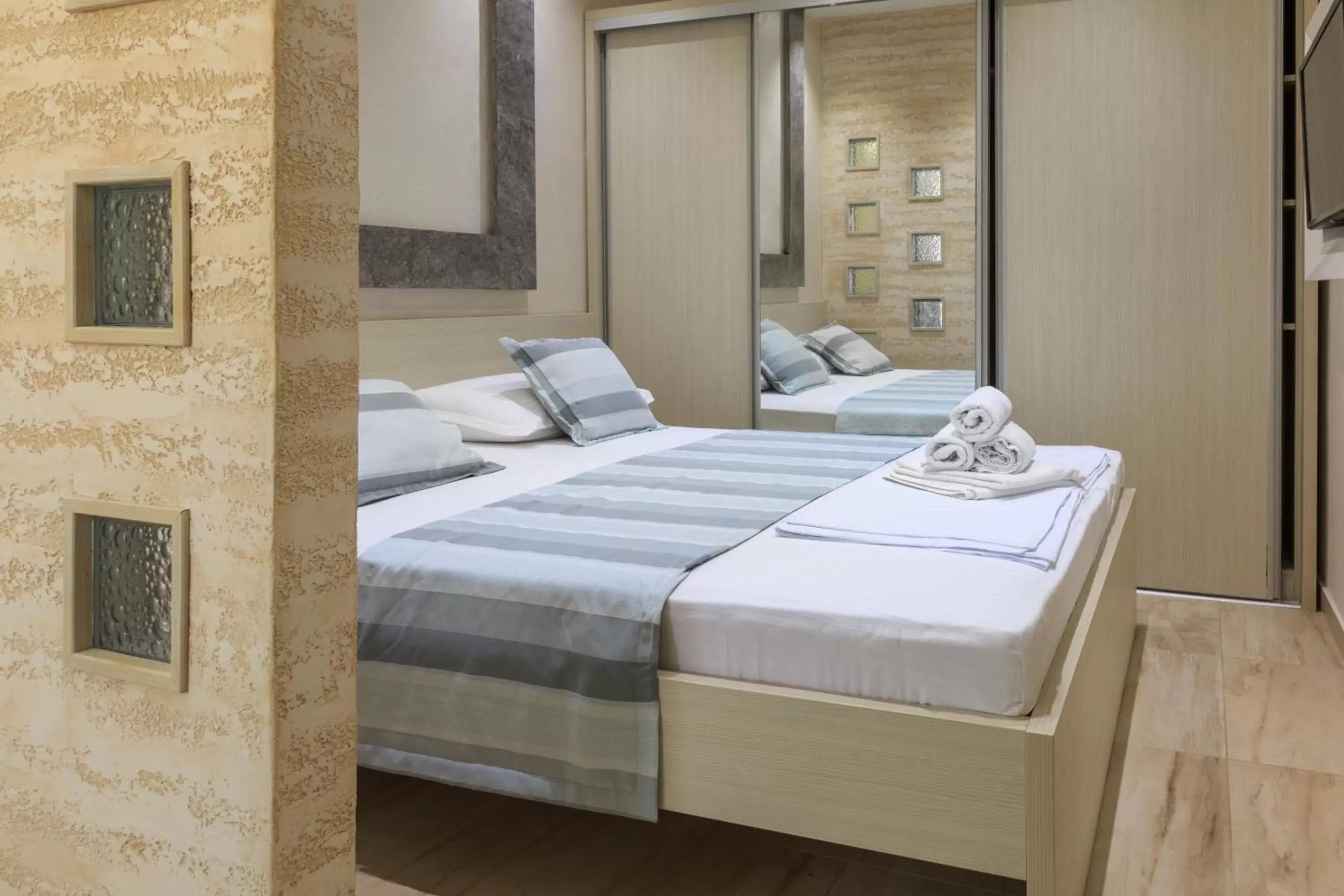 Apartment in Hotel Maksim Apartment in Hotel Maksim